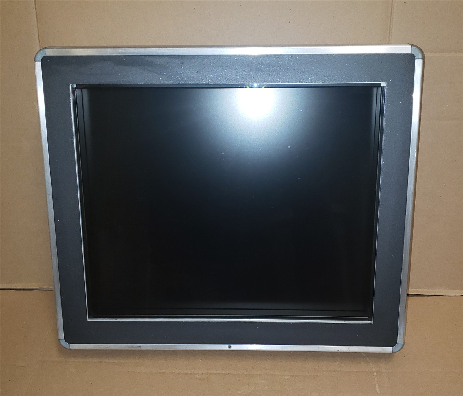 Conrac 6018-MD002-002 ER Display Monitor MR Safe Heavy Duty Protected Case