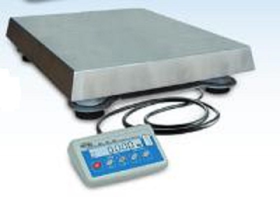 Radwag WTC 15/C1 Portable Bench Scale,Precision Balance 15kgx1g,Base 11.4″x14.1″