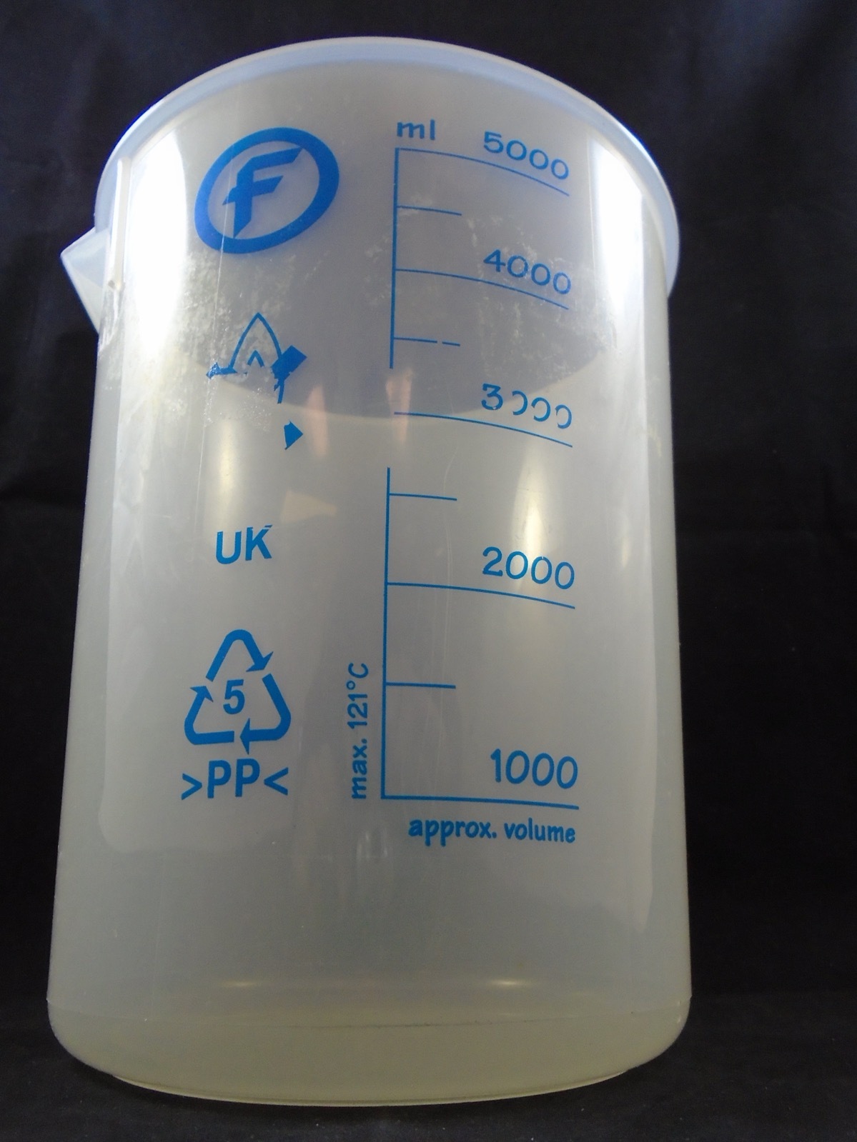 FISHERBRAND Plastic Polypropylene PP 5000mL 5L Graduated Pourout Low-Form Beaker