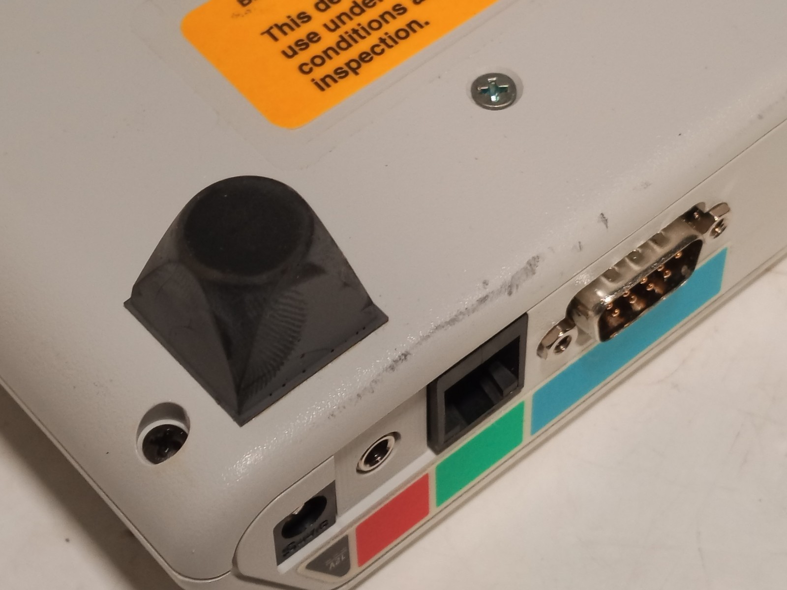 Abbott i-STAT 1 DS-300 Downloader-Serial base station, 12V, RS-232 DB9, as shown