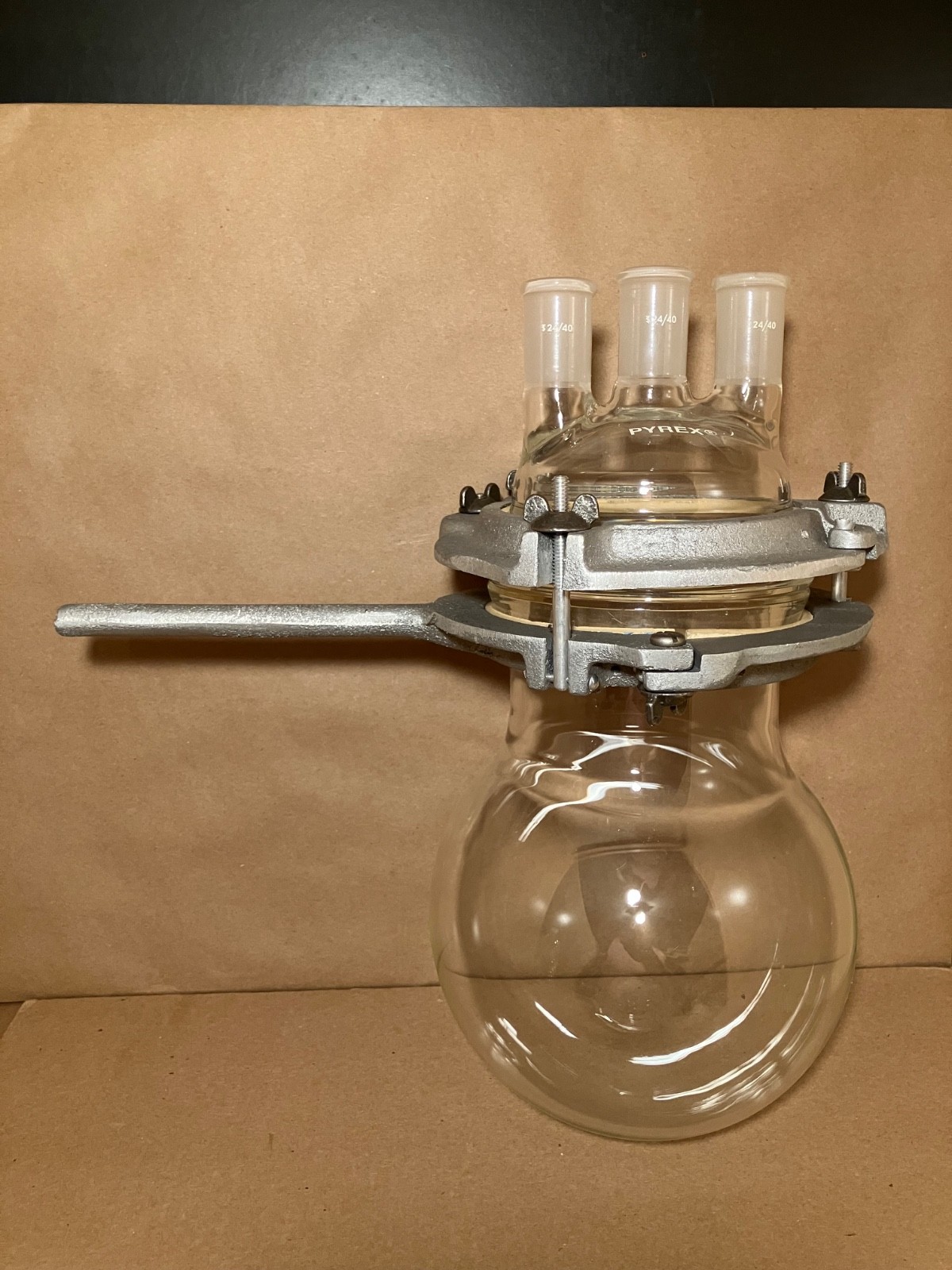 Pyrex Kontes 3000ml 2 Piece 3 Neck Flask & Handle