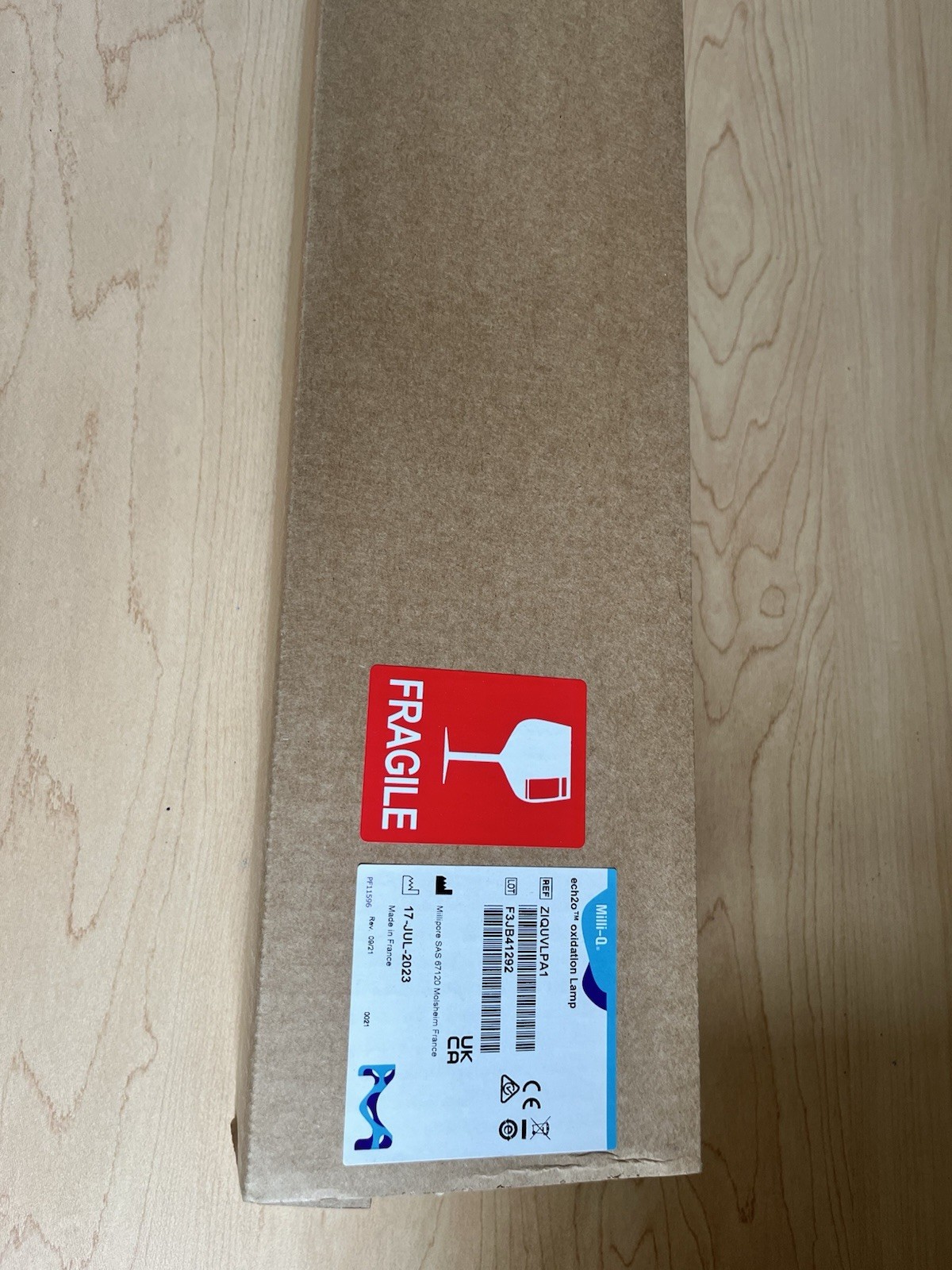 SEALED NEW Millipore ZIQUVLPA1 Milli-Q Water Ech2o Oxidation Lamp MSRP: $1082