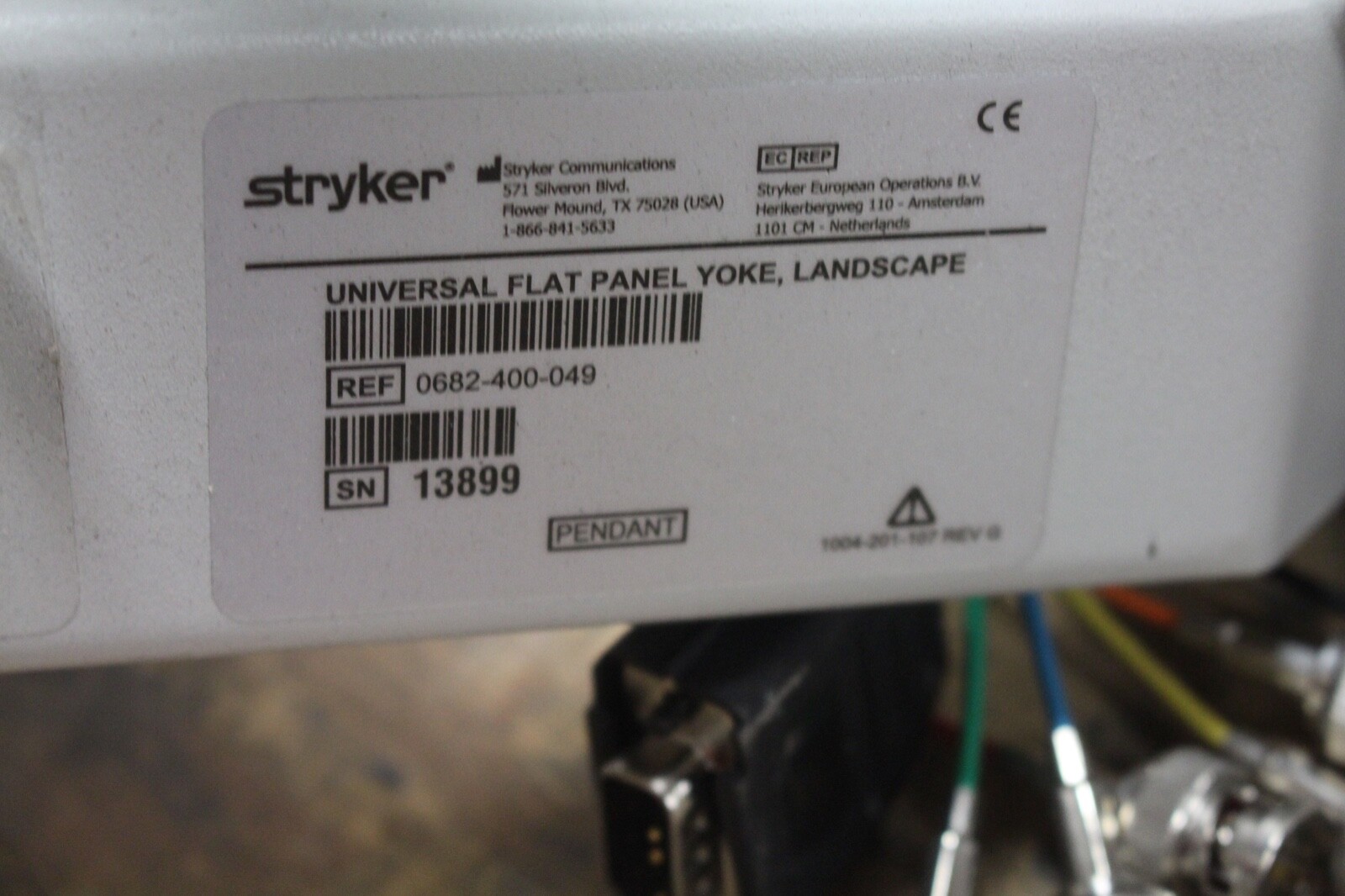 Stryker Universal Flat Panel Yoke Landscape Surgical Navigation System