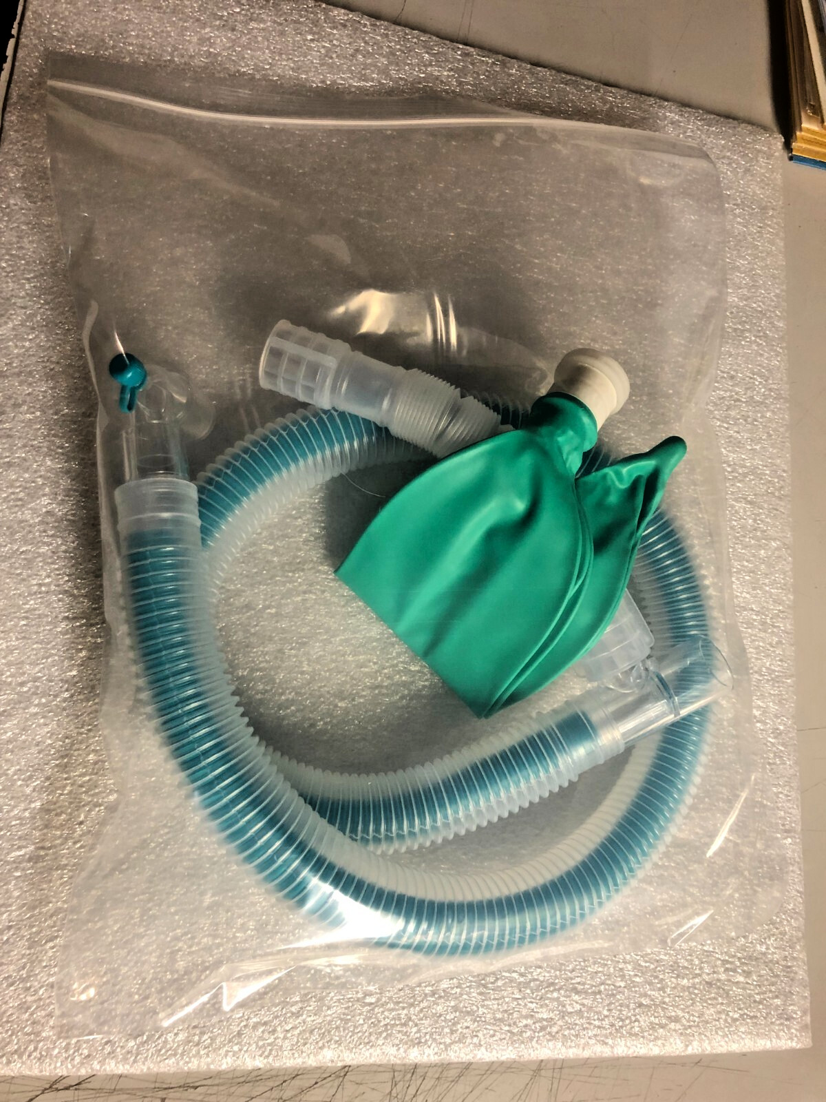 VETERINARY F-CIRCUIT BREATHING WITH 2 LITER BAG 40″ BRAND NEW