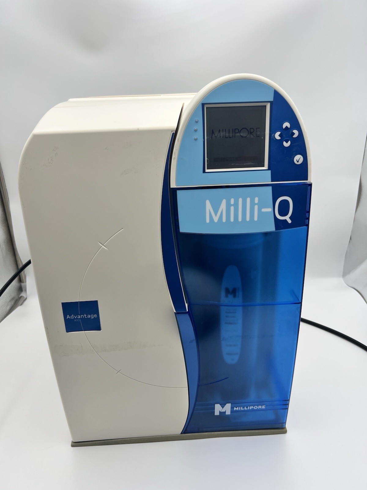 MILLIPORE MILLI-Q ADVANTAGE A10 WATER PURIFICATION SYSTEM WITH Q-POD