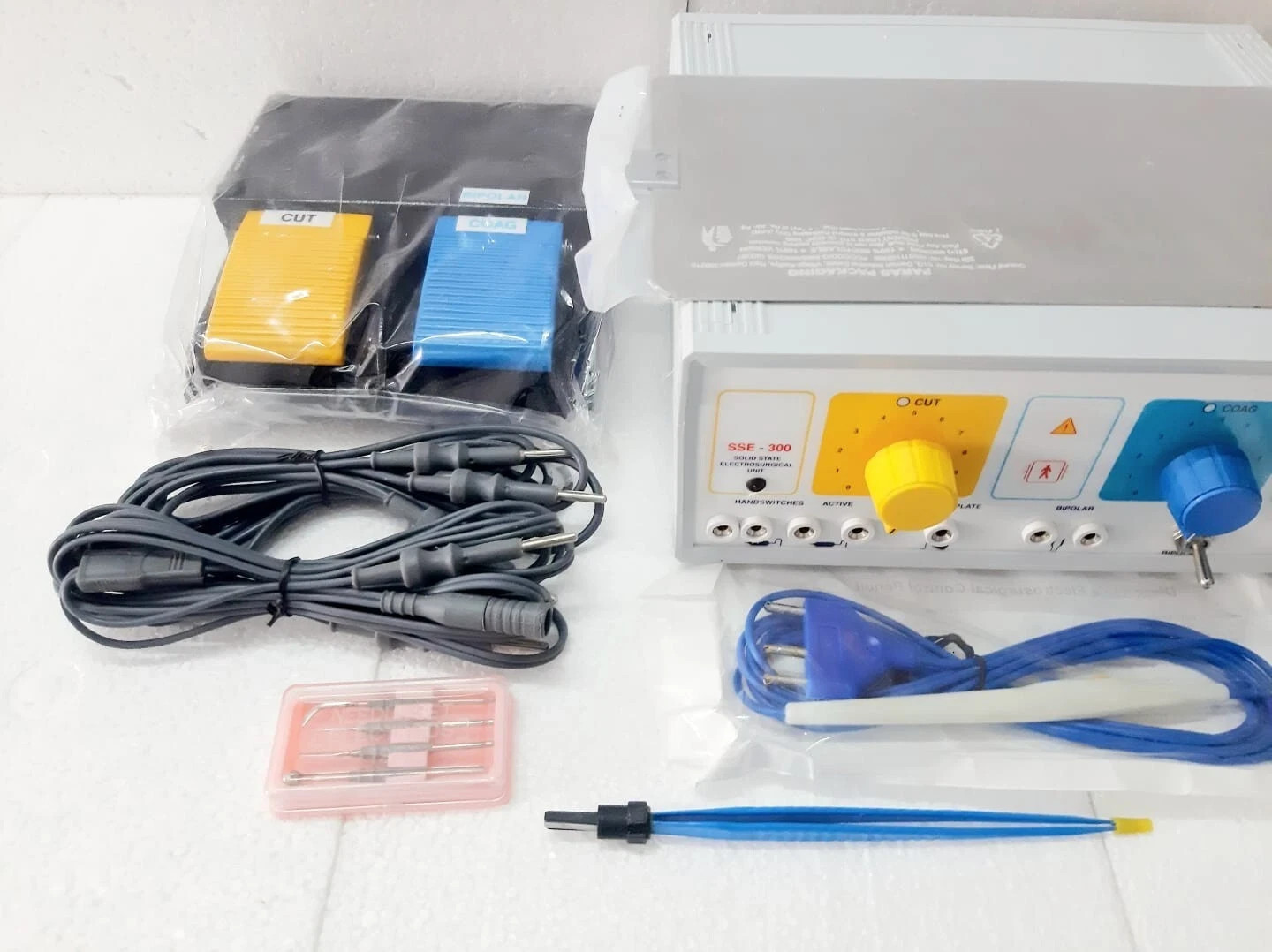 New Electrosurgica l Machine 300W Solid State Electric surge Analog 110V 220V**