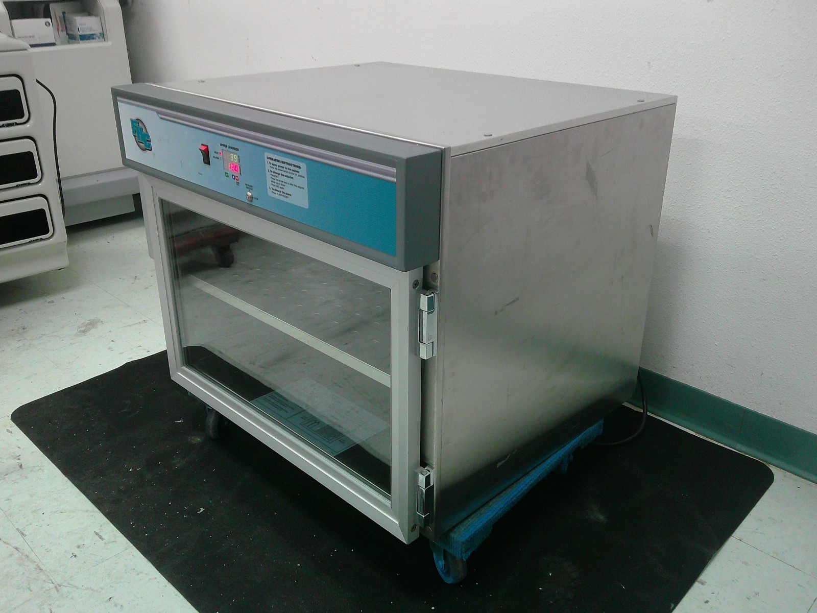 FHC SWC24 Blanket and Fluid Warmer – Warming Cabinet – Free LTL Shipping