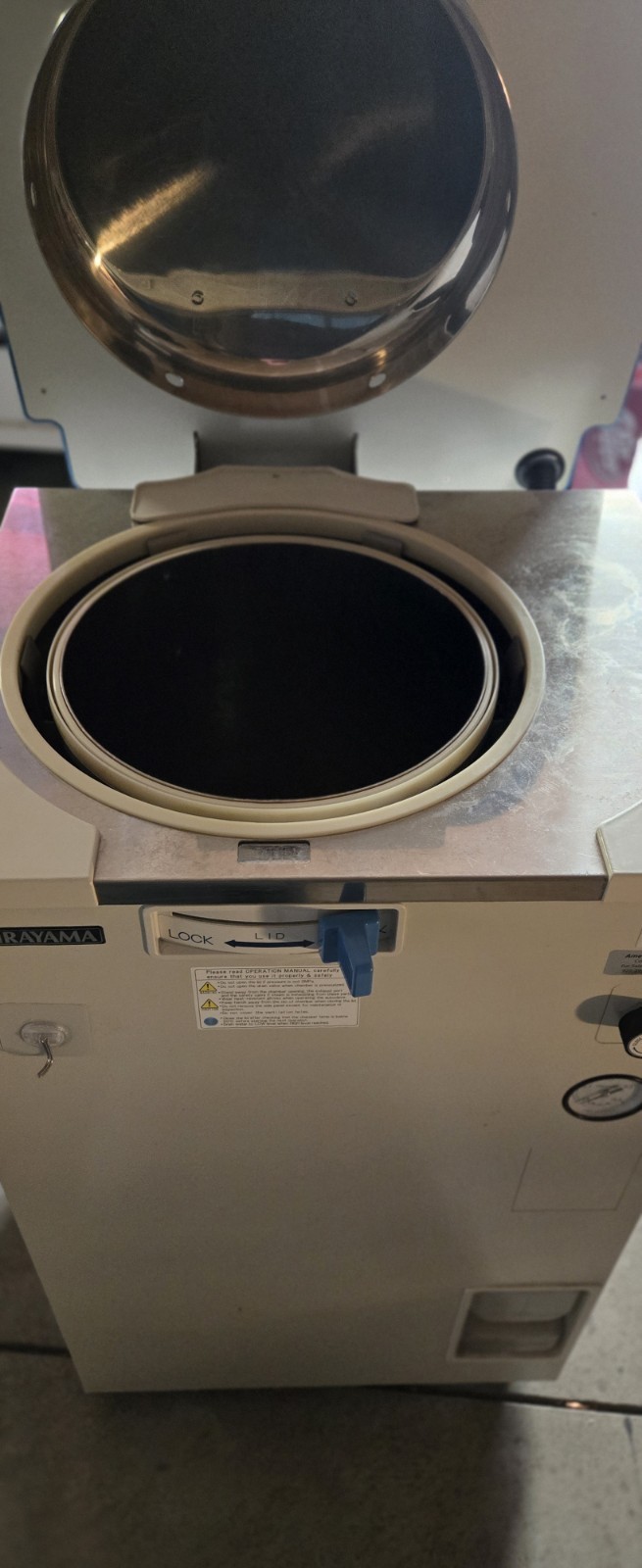 Hirayama HVE-50 Autoclave Sterilizer – 54L, 120V, US Seller FREE SHIPPING