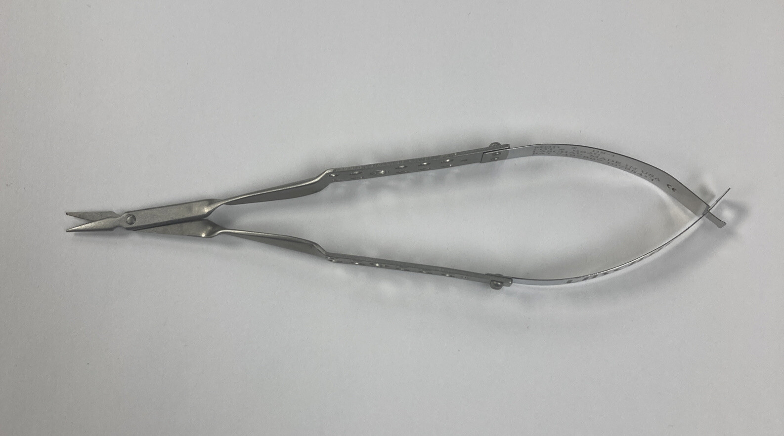 Laschal Tissue Scissors # DS-1 Vannas Straight 15cm New