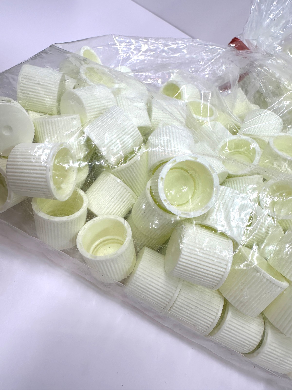 (200) RPI 20ml Scintillation Vials High Density Polyethylene Sample Lab 100 Caps
