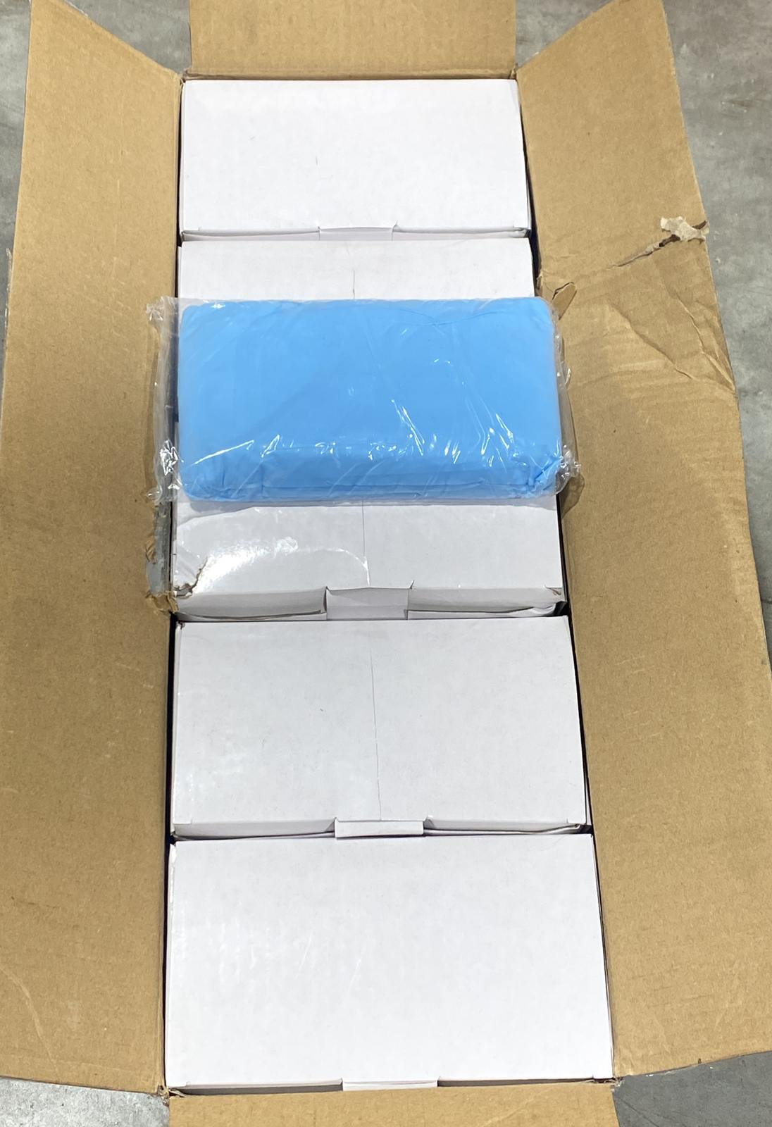 Tronex CPE Gown Thumb Hook Style XL Blue- Case Of 75 Gowns 6033C35 New