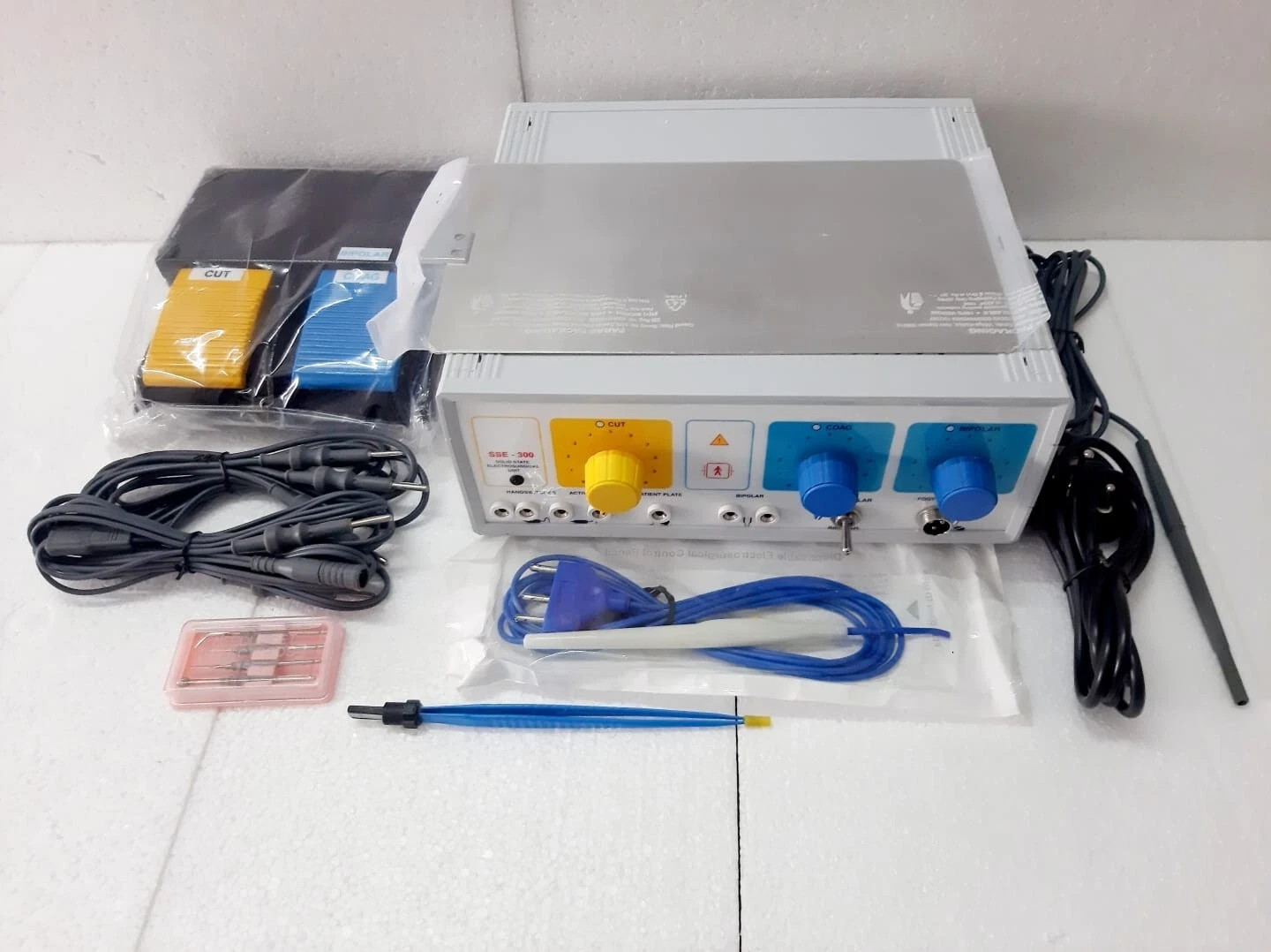 New Electrosurgica l Machine 300W Solid State Electric surge Analog 110V 220V**