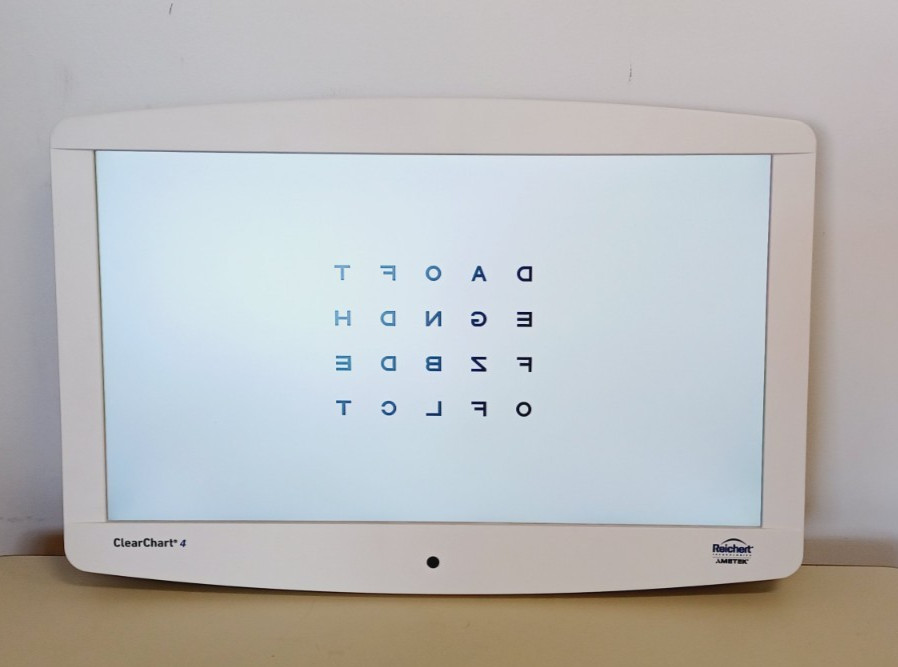Reichert ClearChart 4 Digital Acuity System used Optometrist Ophthalmic eye exam