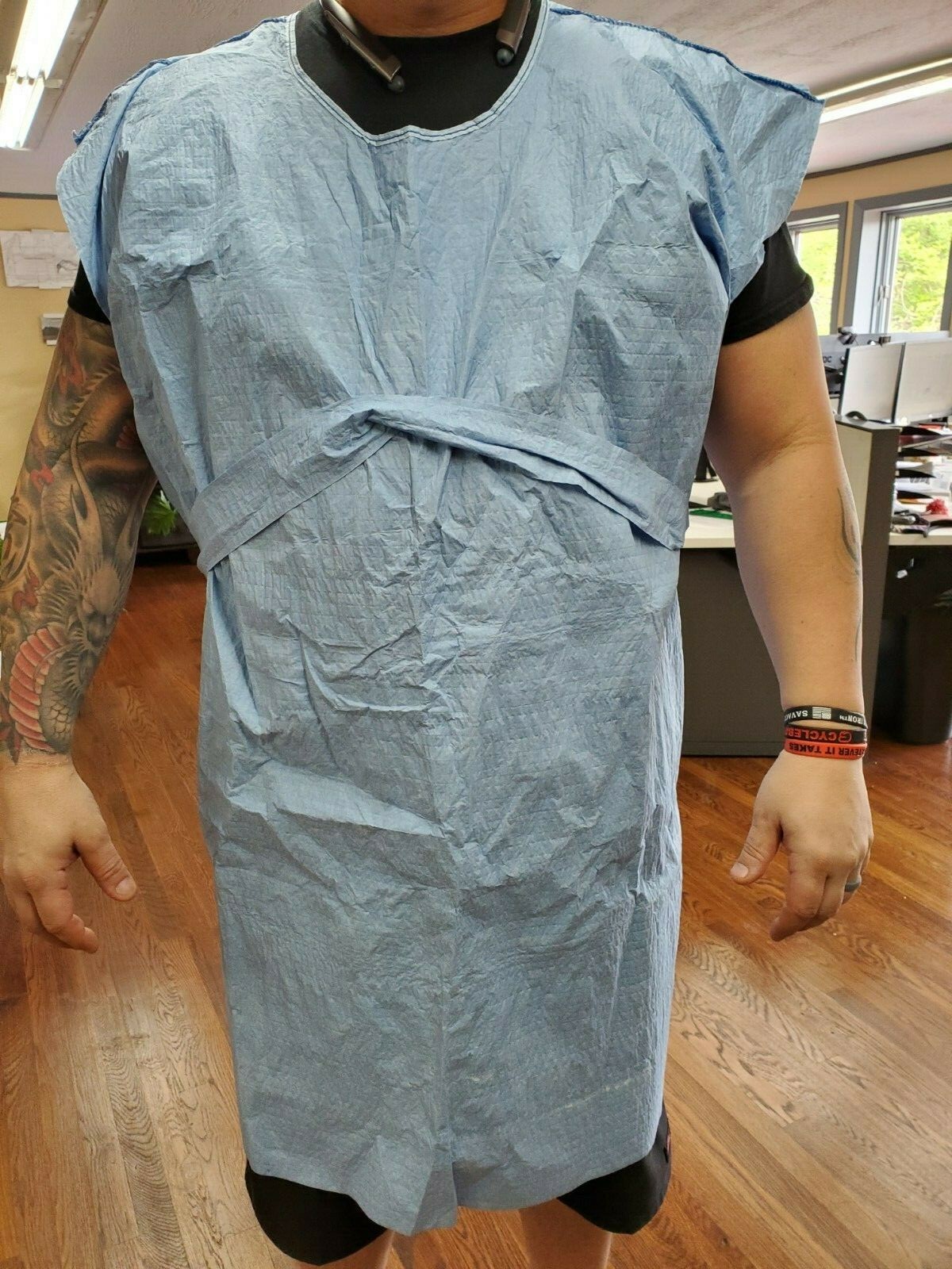 Avalon 3101 Scrim Reinforced Gown, Sewn, 72” x 45”, XX-Large, Blue~pack of 25