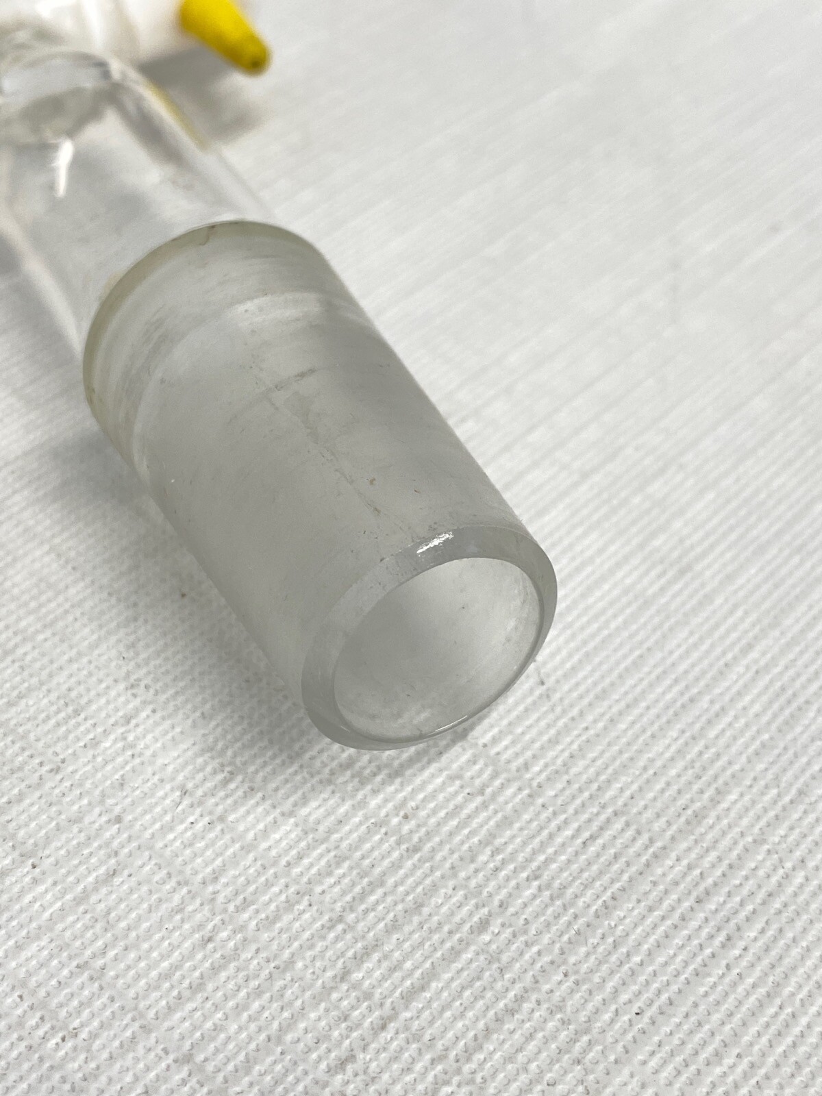 Laboratory Glass 24/40 90° Angle Flow Control Inlet Adapter 2mm PTFE Stopcock
