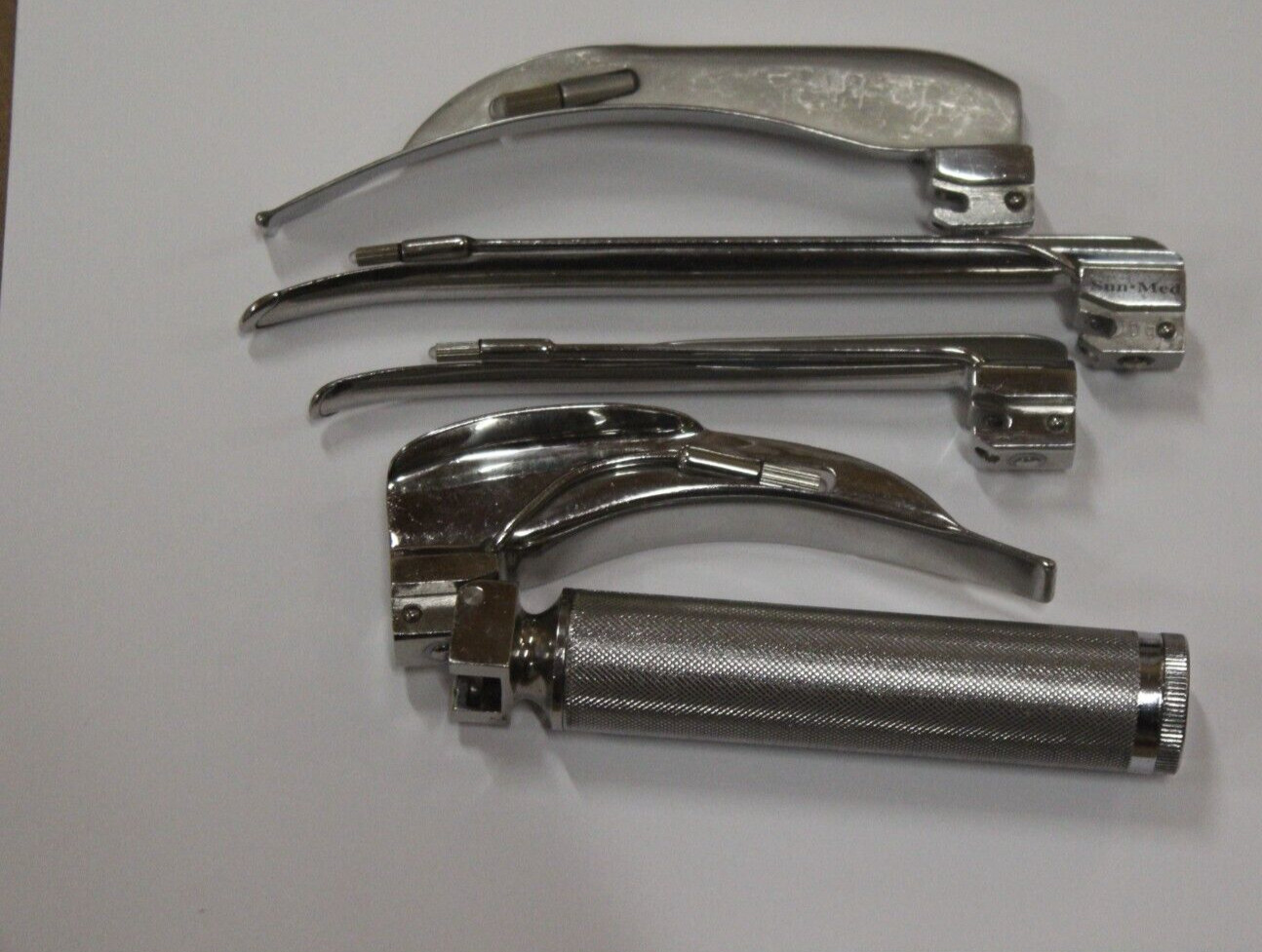 RUSCH MIL 2 MIL 3 LARYNGOSCOPE HANDLE #binc427