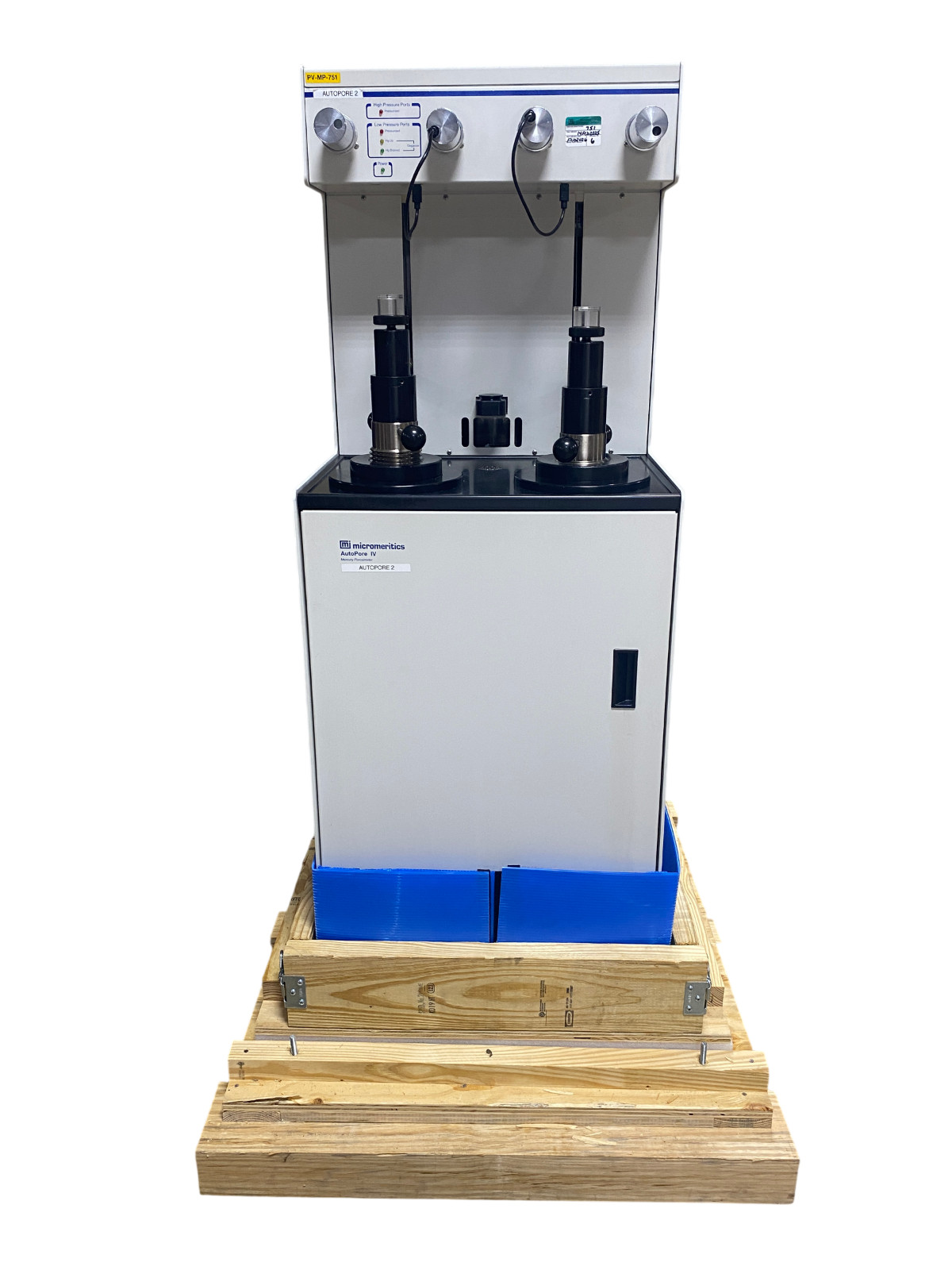 Micromeritics AutoPore IV 9520 Mercury Porosimeter 16,026 Chamber Cycles