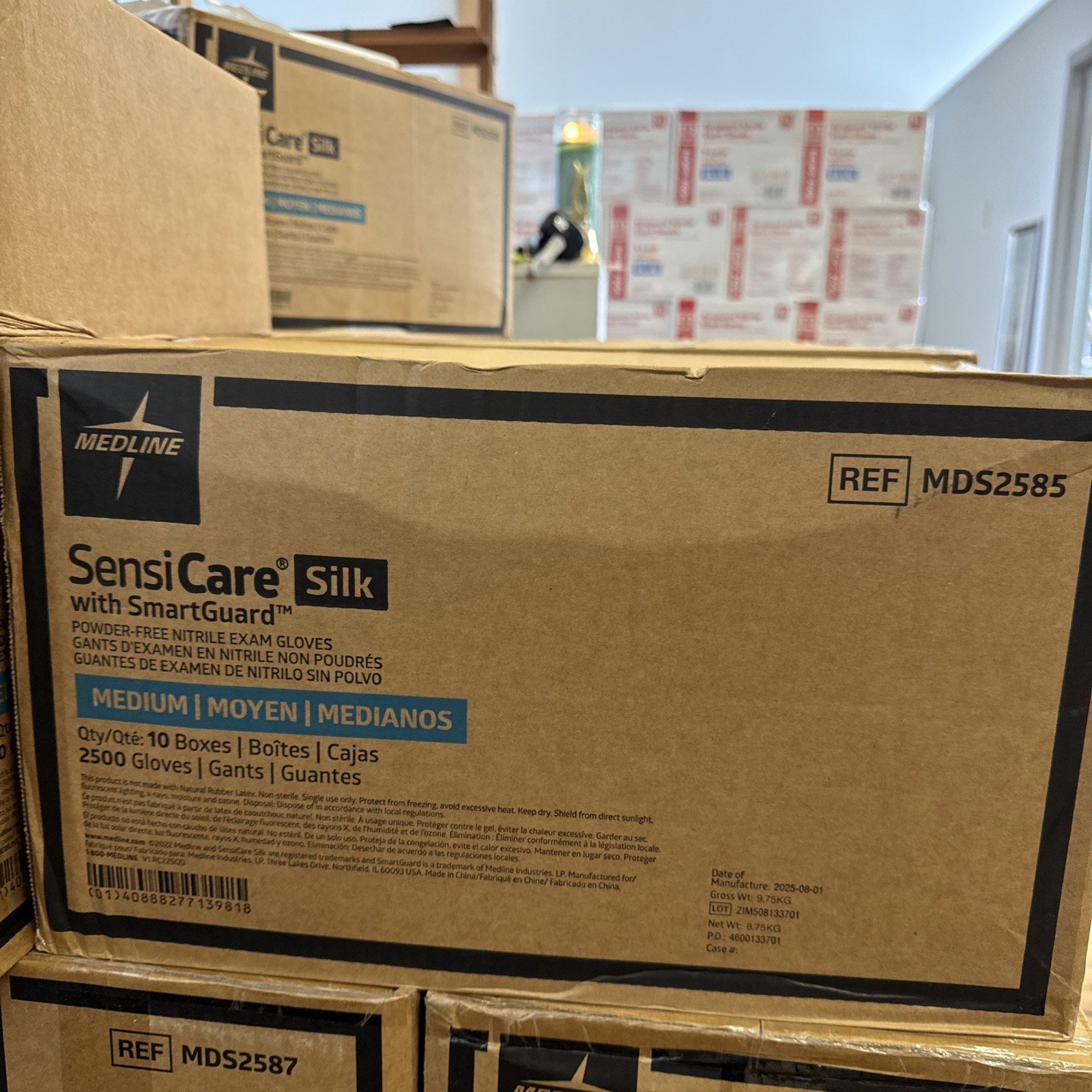 Medline SensiCare Silk Nitrile PF Exam Gloves, Size Medium, 2,500 Gloves In Case