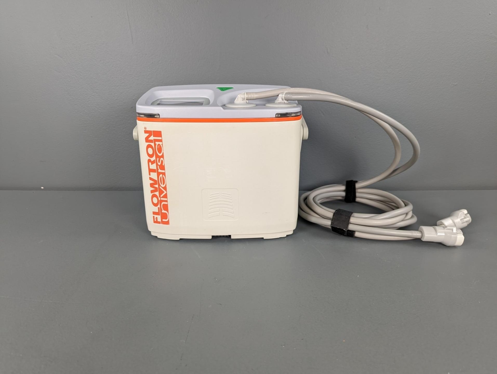 Huntleigh Flowtron Universal AC600 DVT Pump with Warranty & Large Calf Garments