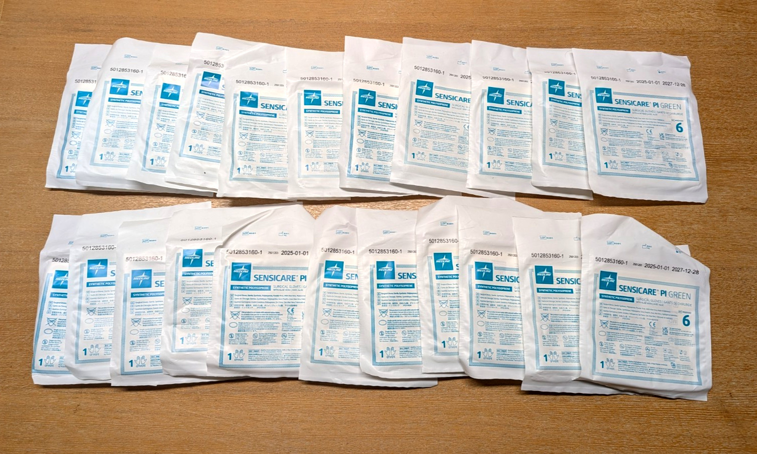 22 Medline Sensicare PI Green Surgical Gloves with aloe vera Size 6 Exp 12/27