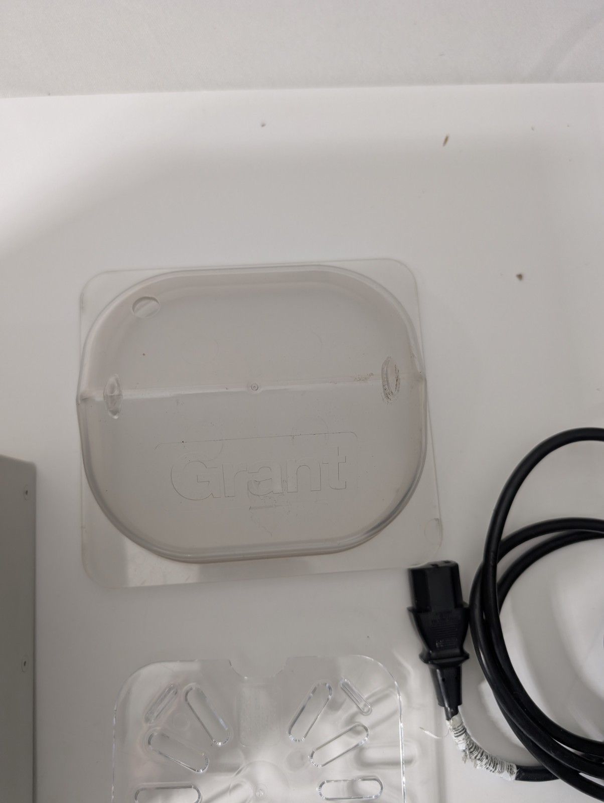 Grant Instruments SAP2 US Sub Aqua Pro 2L Digital Water Bath 110-120V Lab