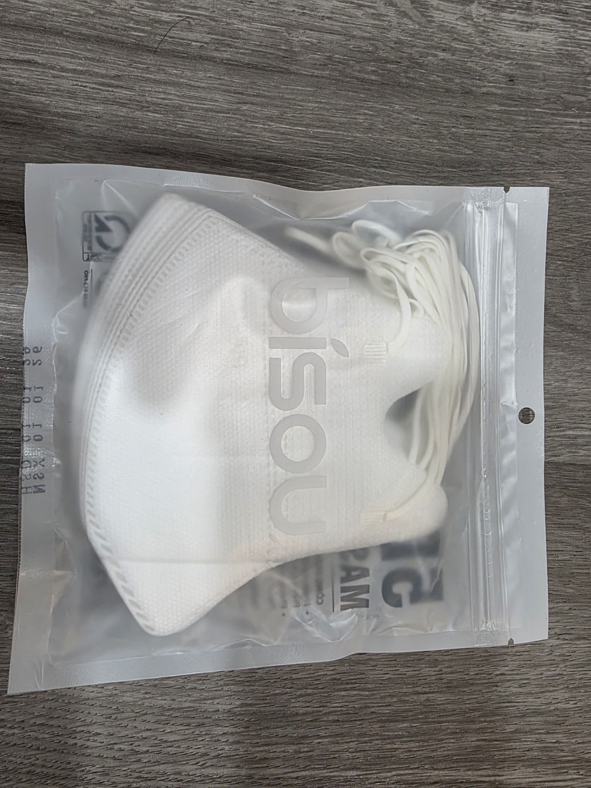 bisou 5D Mask Disposable Face Masks 50pcs White Made in Vietnam