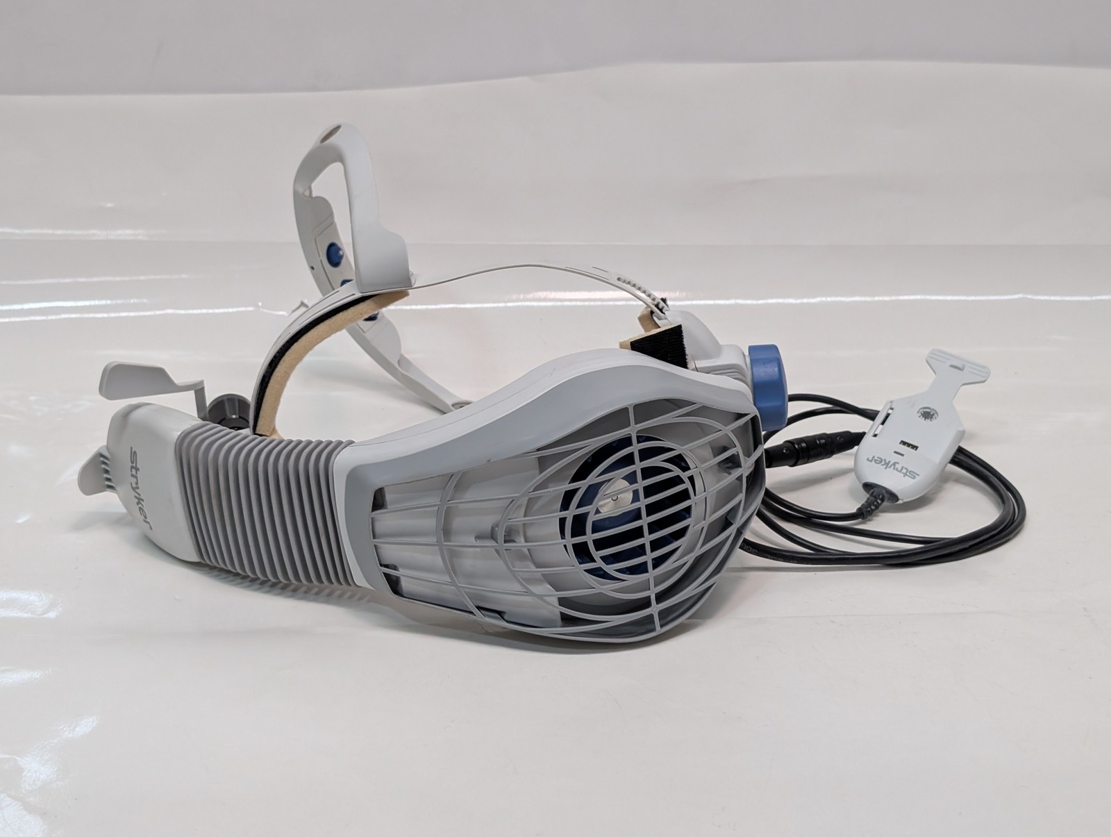 Stryker Flyte 0408-645-000 Helmet w Battery Headlight as shown, priced by helmet