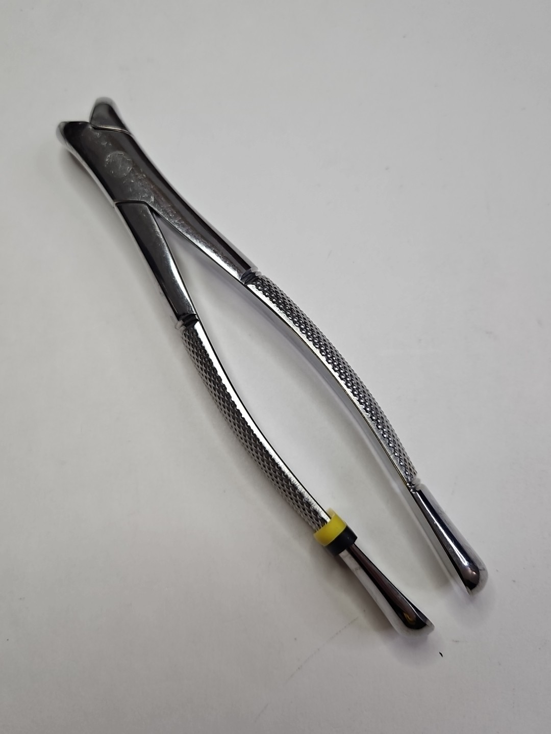 Hu-Friedy 23 Extracting Forceps