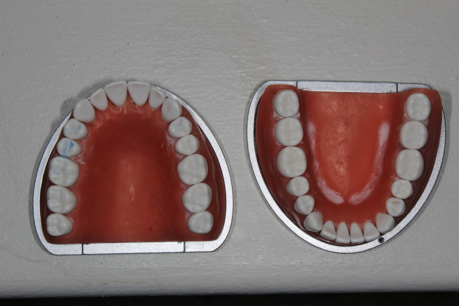Acadental ModuPRO ONE MP-300 ADEX-WREB Operative exam. Screwdriver included.