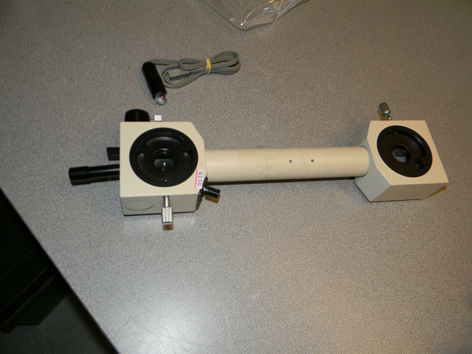 Olympus Teaching Unit W Arrow (6 Volt 10 Watt Lamp Burned Out)