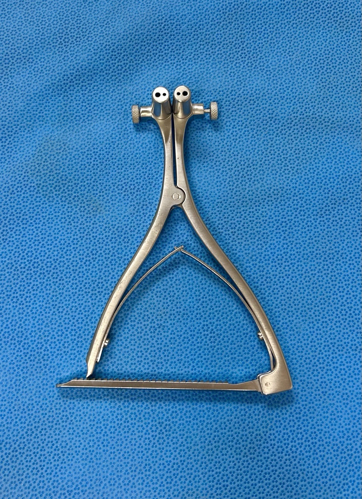 4215-SS Extra Small Joint, Calcaneal & Small Bone Distractor with thumbscrews 6″