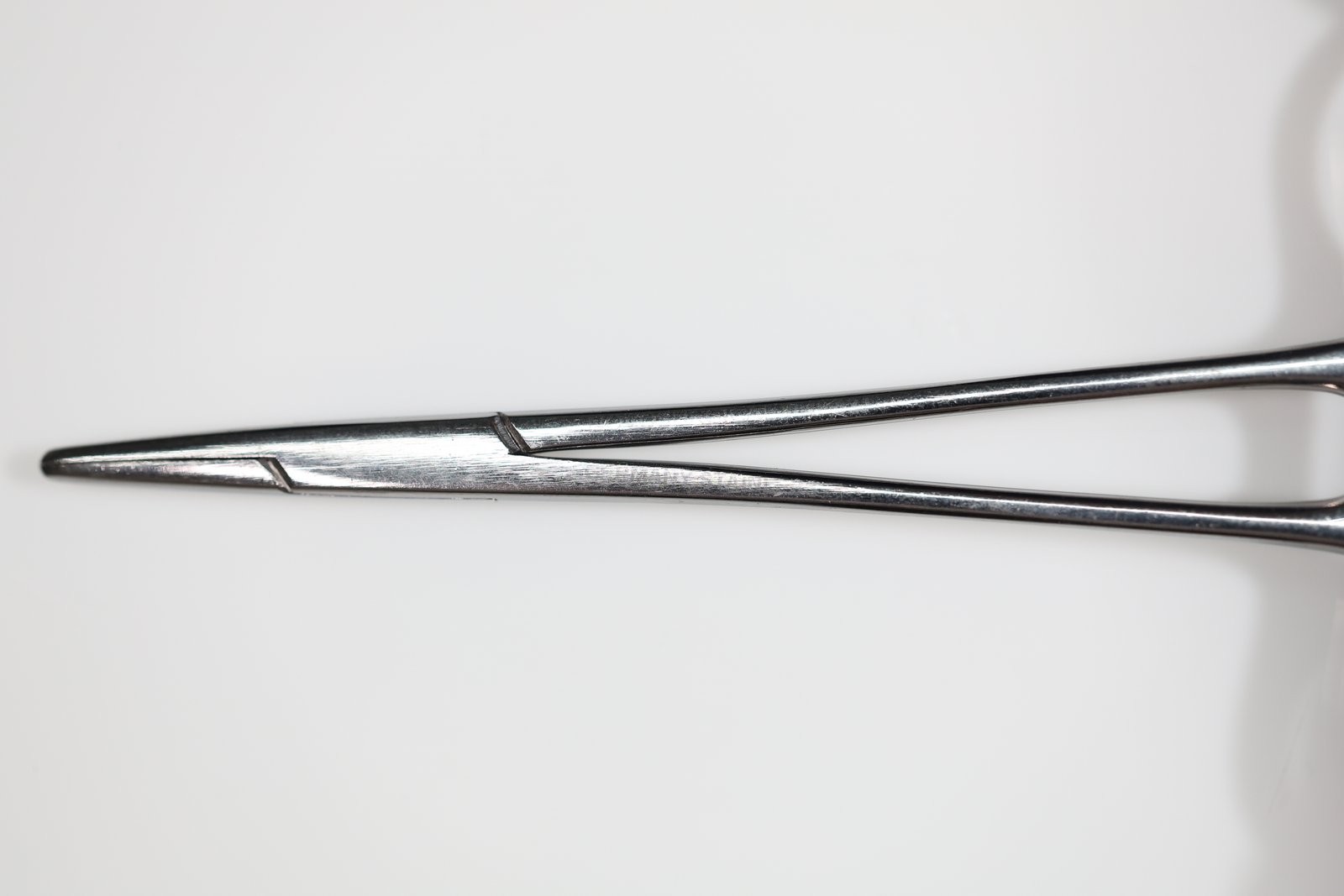 Novosurgical 1010-12J Webster Needle Holder, Str, Smooth Jaw, Delicate, 4-5/8in