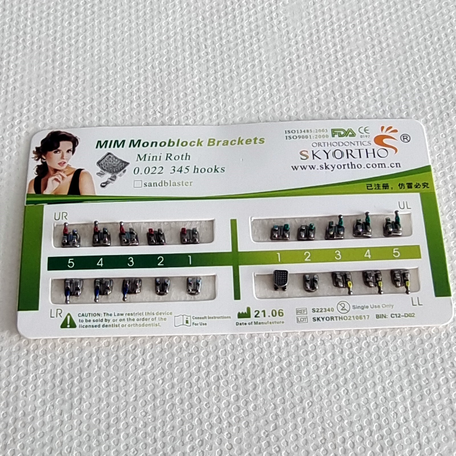 1Pack/20Pcs Dental Ortho Brackets Mini/Standard MBT/Roth 022/018 Hooks 3 4 5