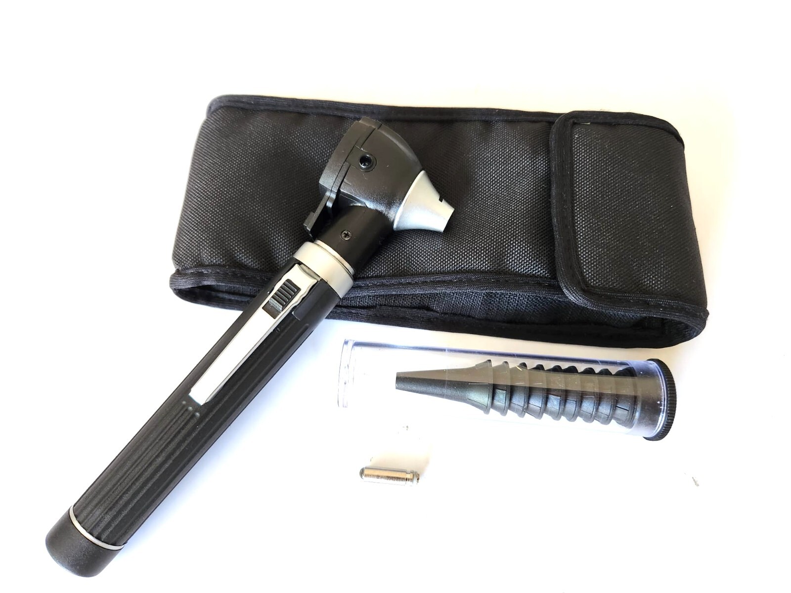Fiber Optic Mini Otoscope Black Color (Diagnostic Set)