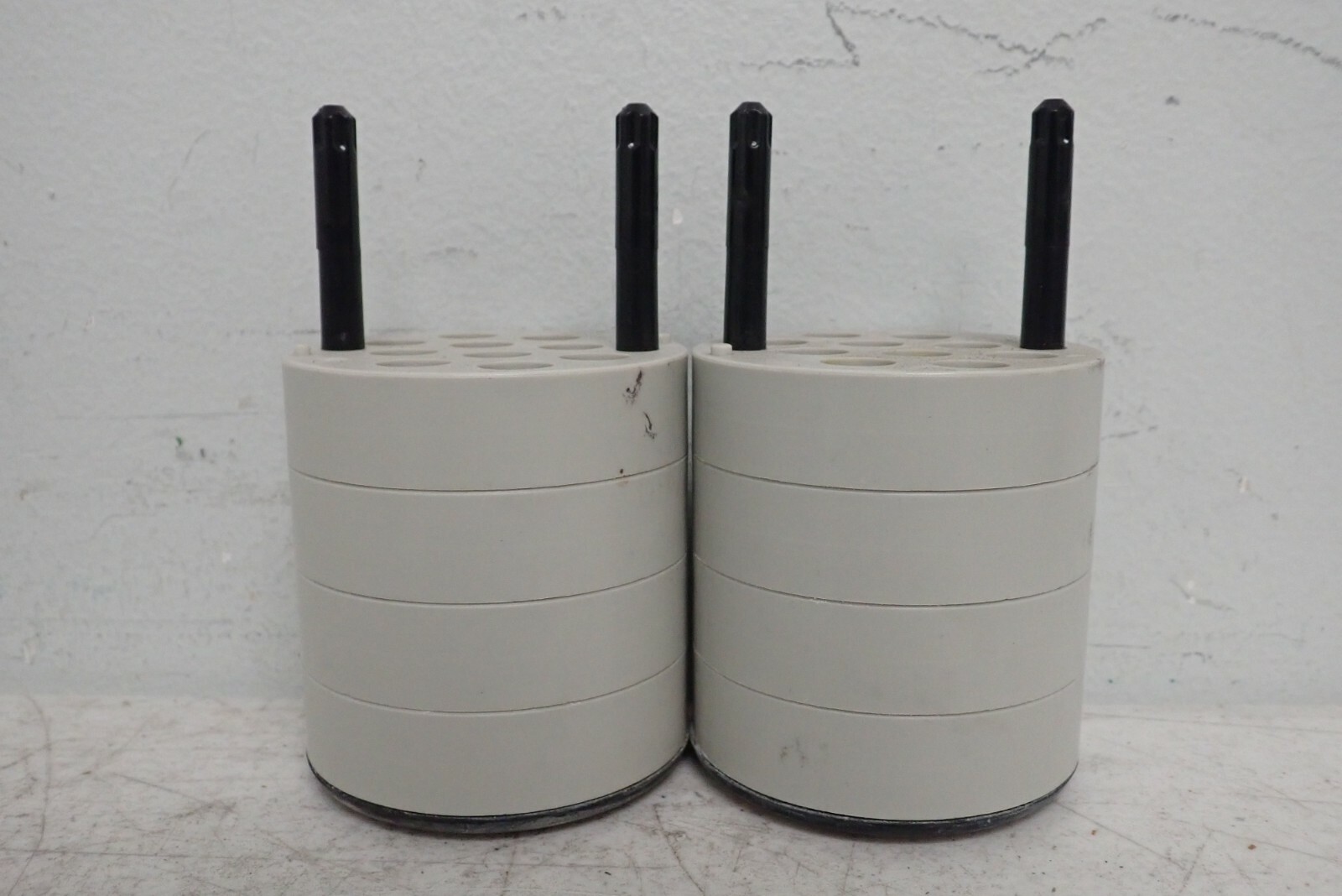 (2) Thermo Scientific 75002002 G Centrifuge Buckets w/ Heraeus Inserts 56872
