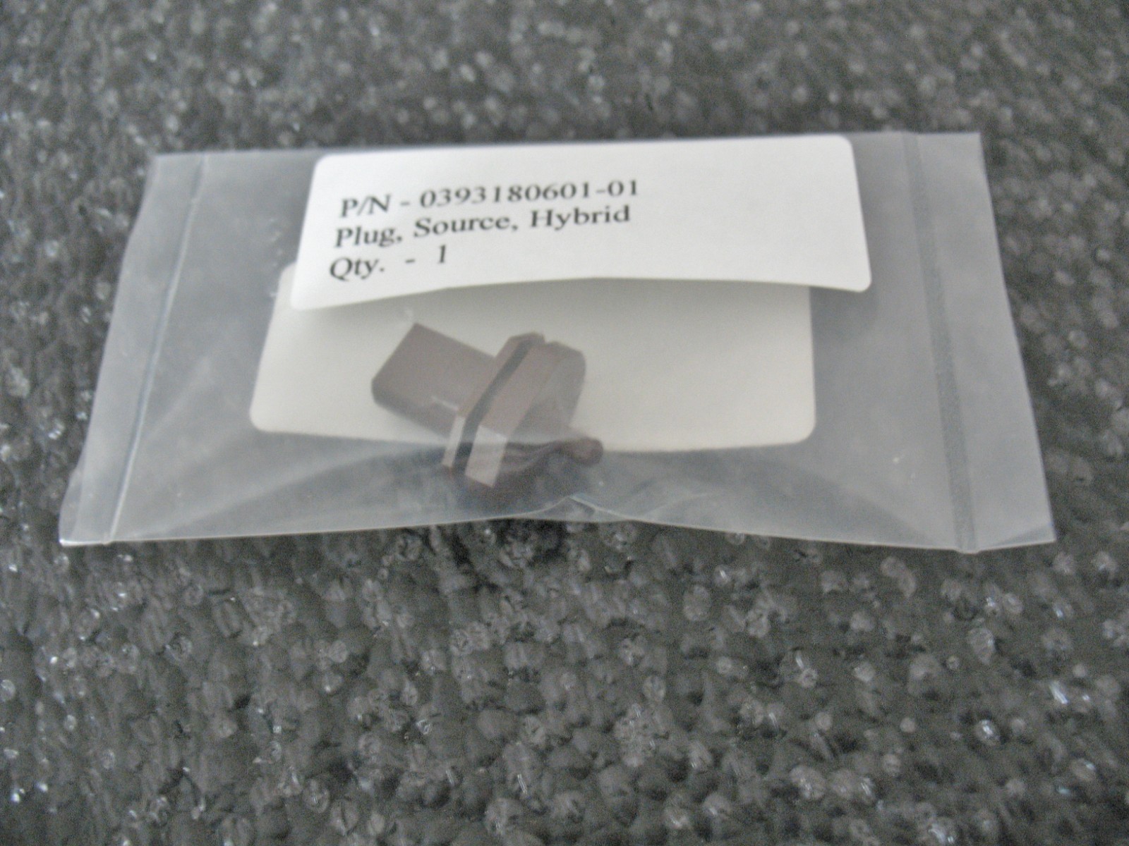 AGILENT VARIAN 393180601 4000MS ION TRAP HYBRID SOURCE PLUG 03-931806-01