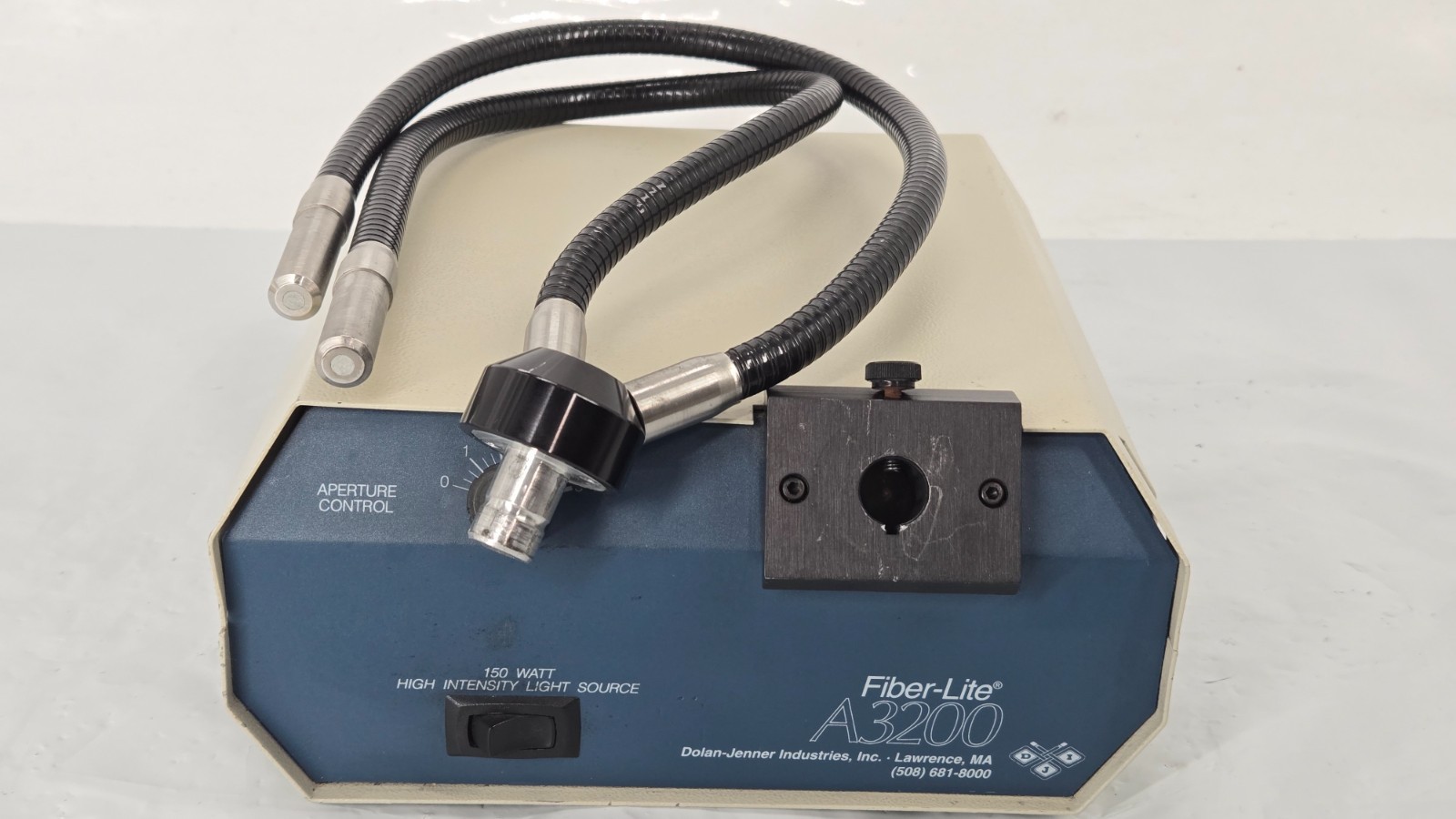 C194208 Fiber-Lite A3200 High Intensity Illuminator, EEG2823-B Dual Light Guide