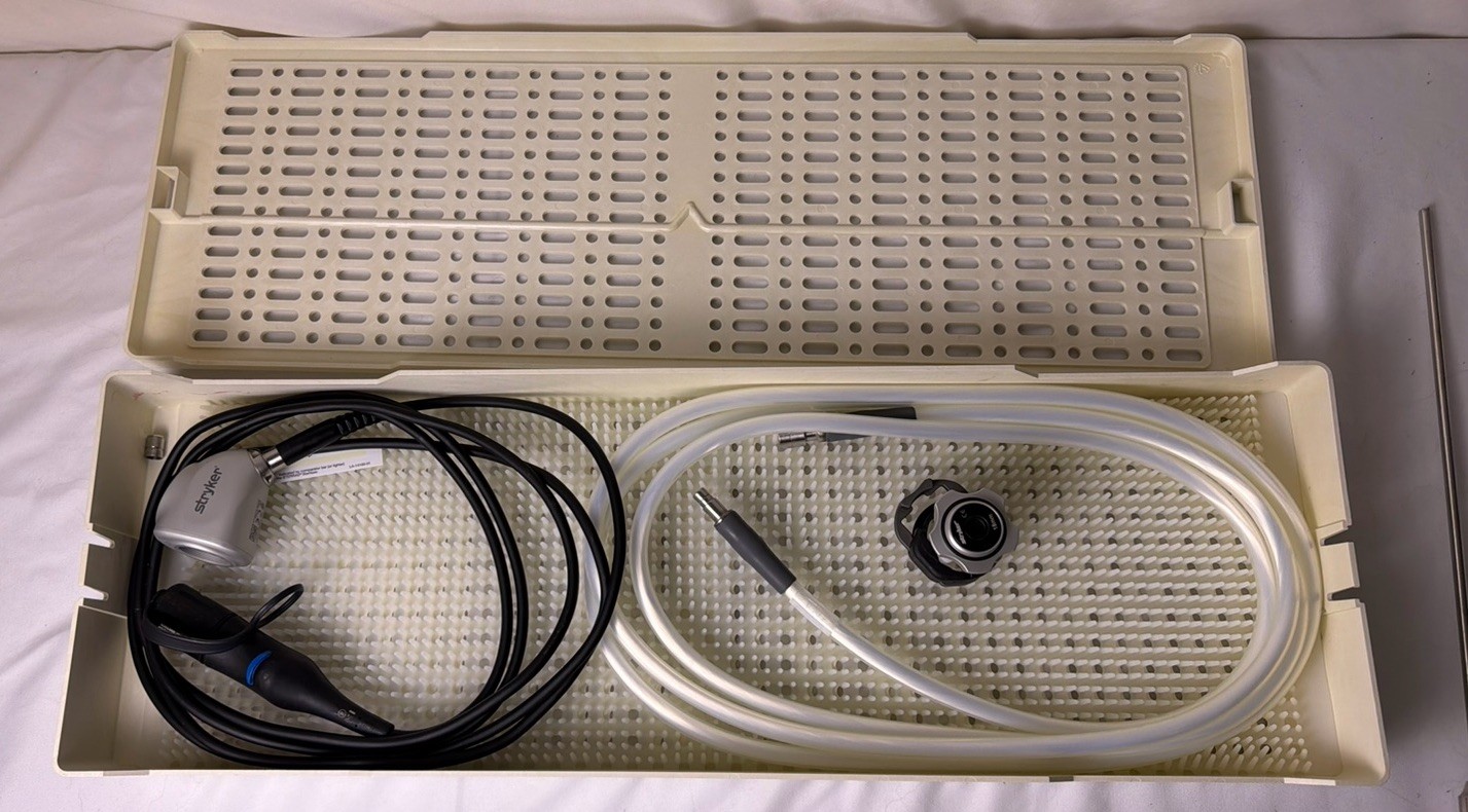 STRYKER 1488 HD Camera Head, Coupler, light cable and tray