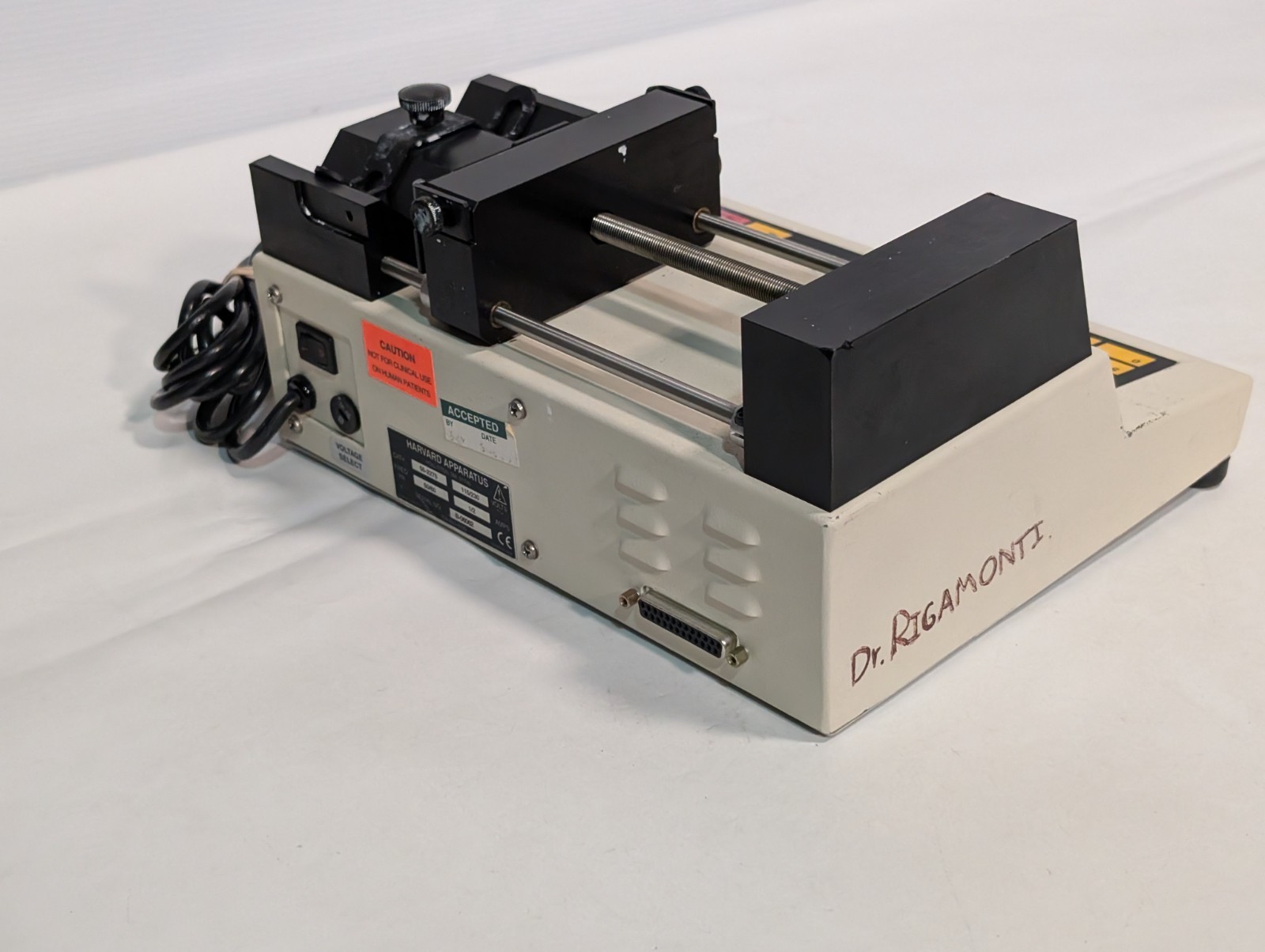 Harvard Apparatus Cat# 55-2275 Model 22 Syringe Pump, 115/230v @ 50/60Hz, 0.5a