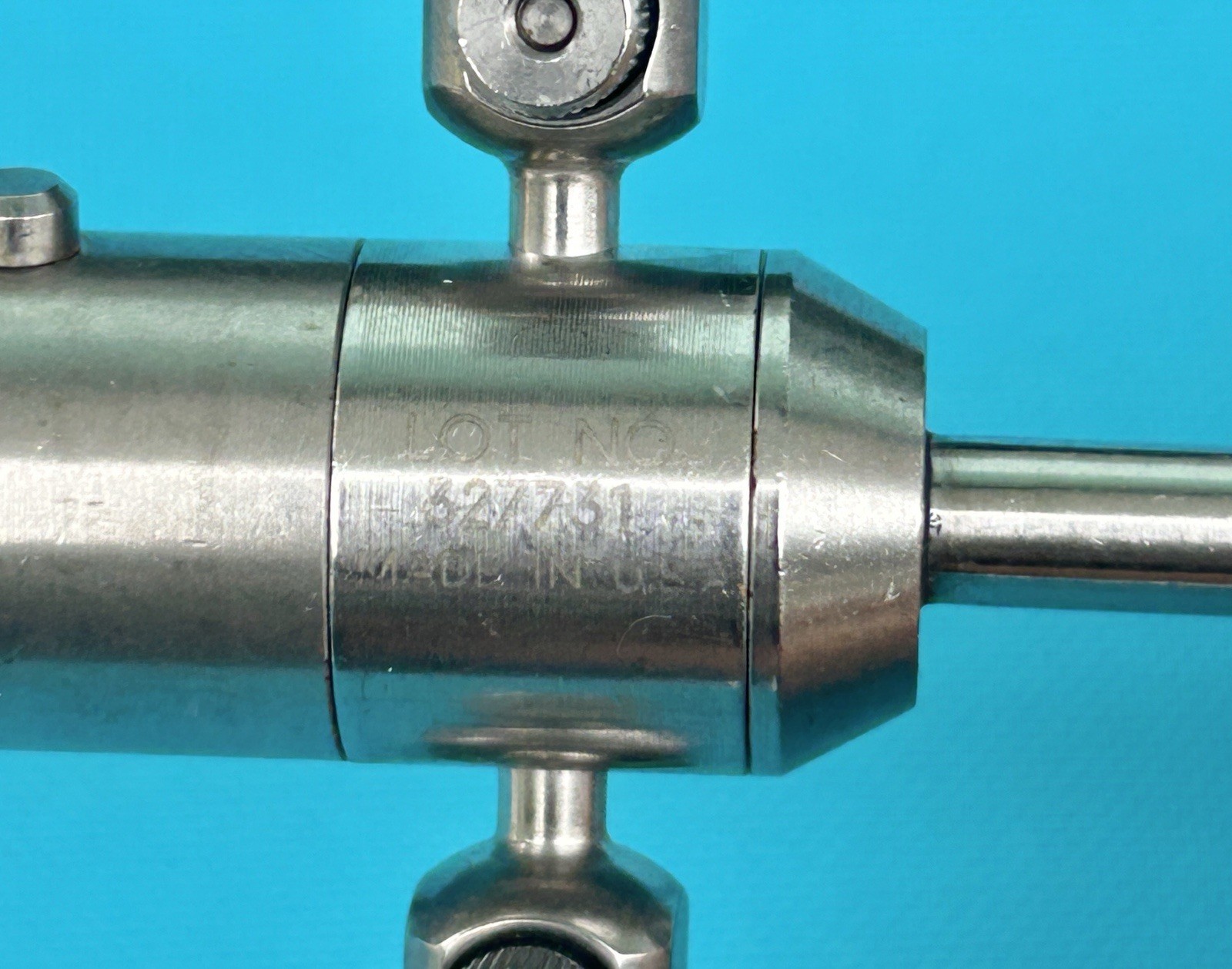 Dyonics Mount Arthroscopy Sheath & Trocar Ref 327731 Rotating Double Valve 4mm
