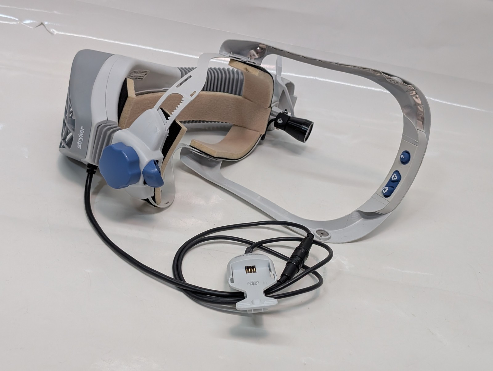 Stryker Flyte 0408-645-000 Helmet w Battery Headlight as shown, priced by helmet