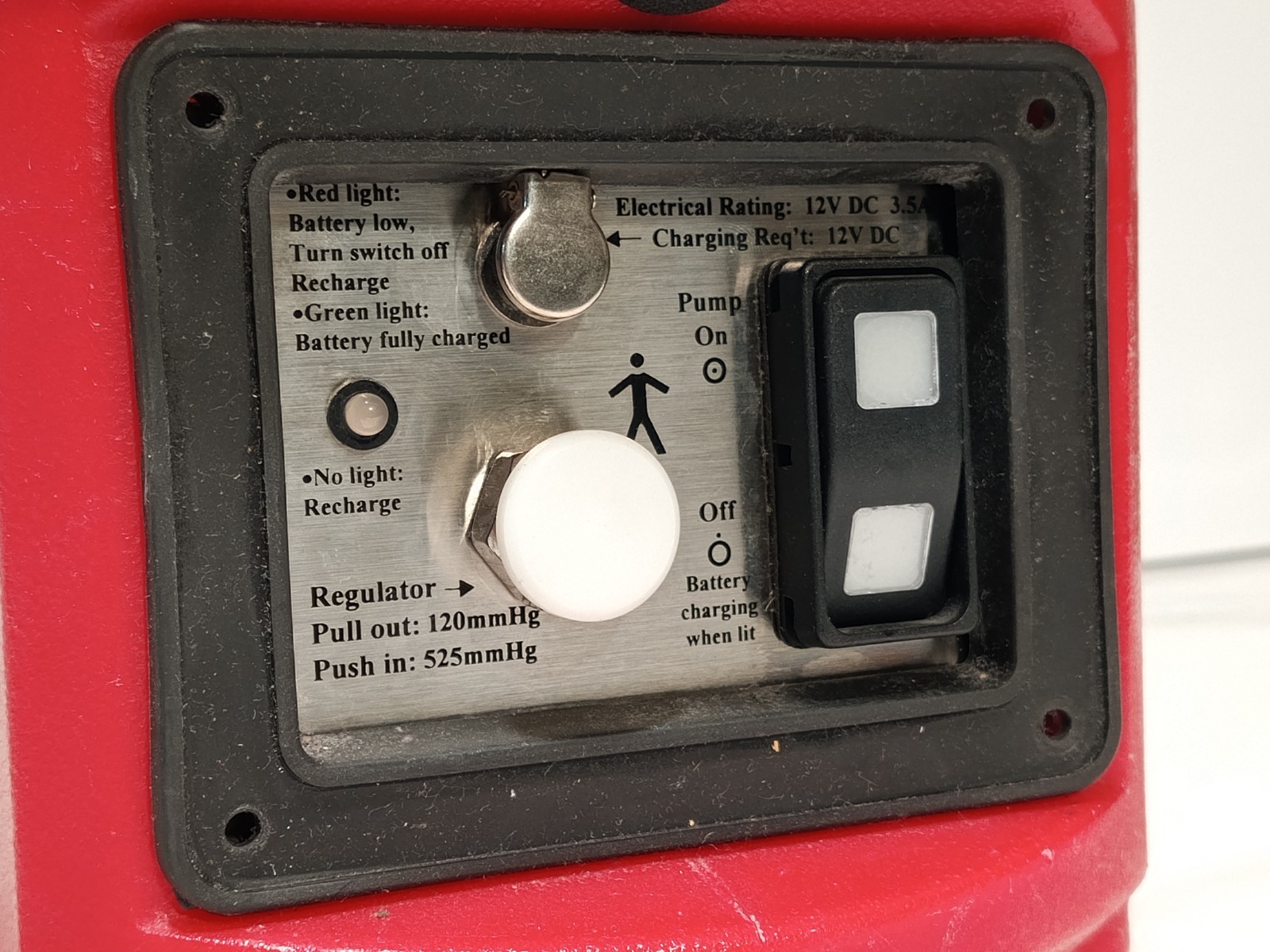SSCOR S-SCORT 2100A portable suction aspirator, 12V DC, 120/525 mmHg as shown