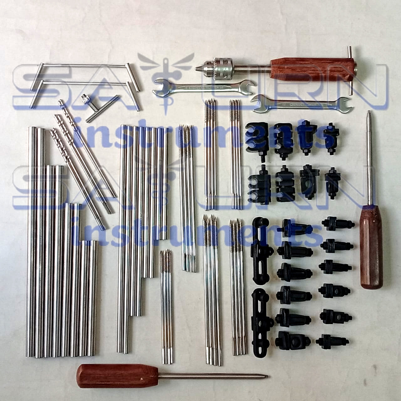 External Fixator 3.5mm-5.0mm orthopedic complete instruments set By Saturn