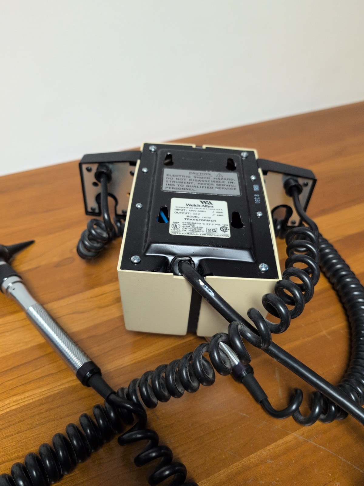 WELCH ALLYN 74710 SERIES WALL TRANSFORMER 120V-60Hz & KleenSpec Plus Dispenser
