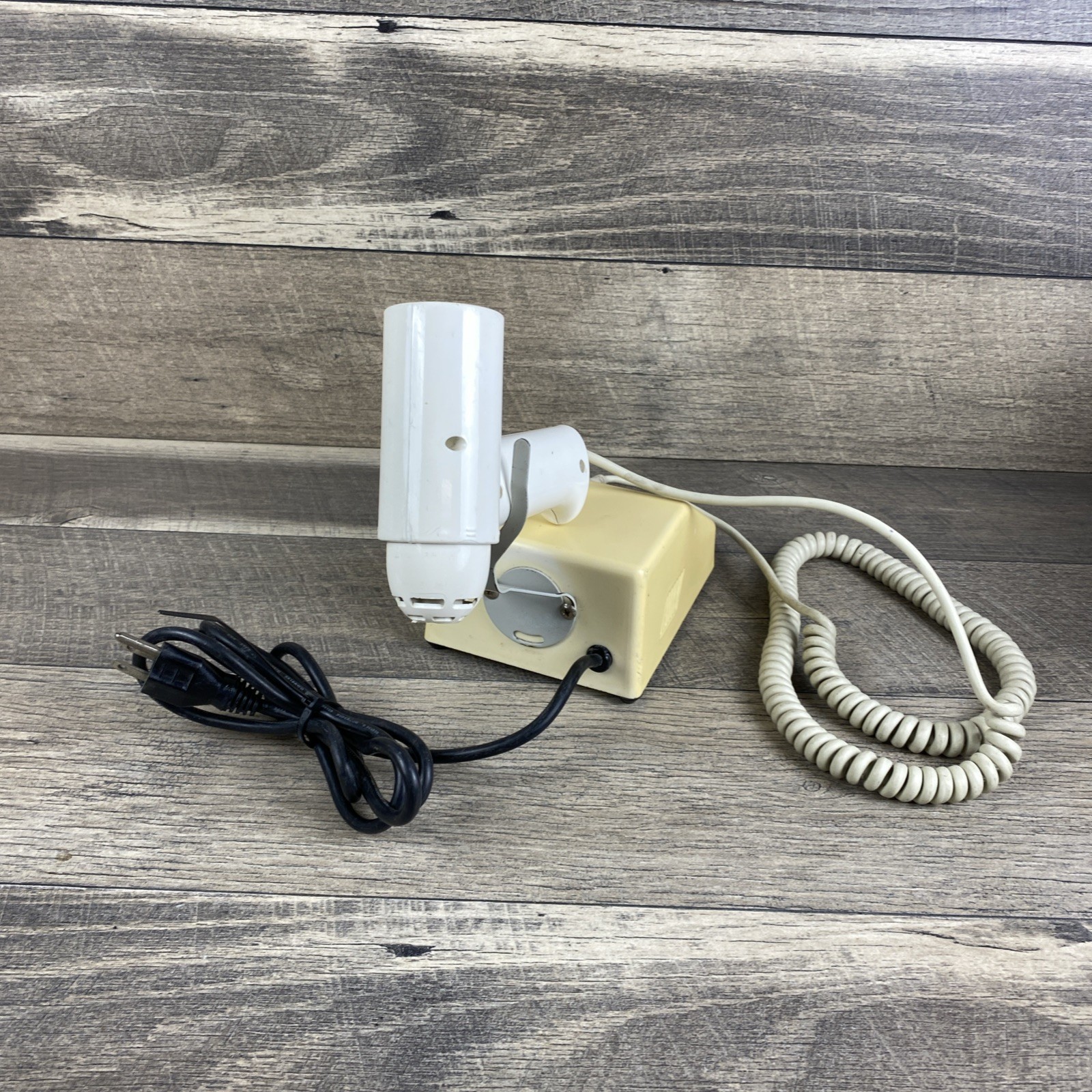 Dentamerica Litex 660 dental curing light.