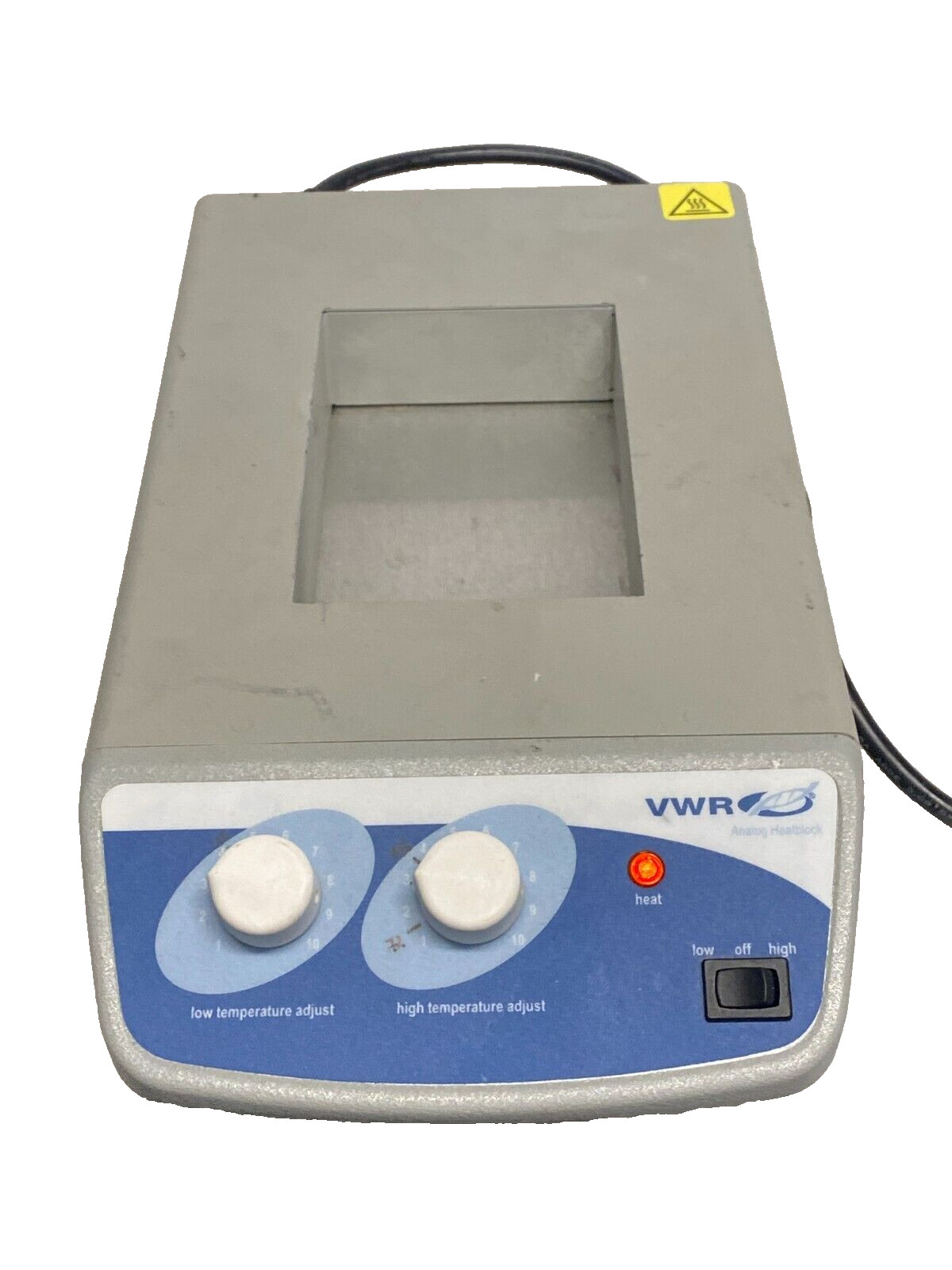 VWR Scientific Analog Dual 2-Block Heater Dry Bath 110W 12621-108 w/o Blocks