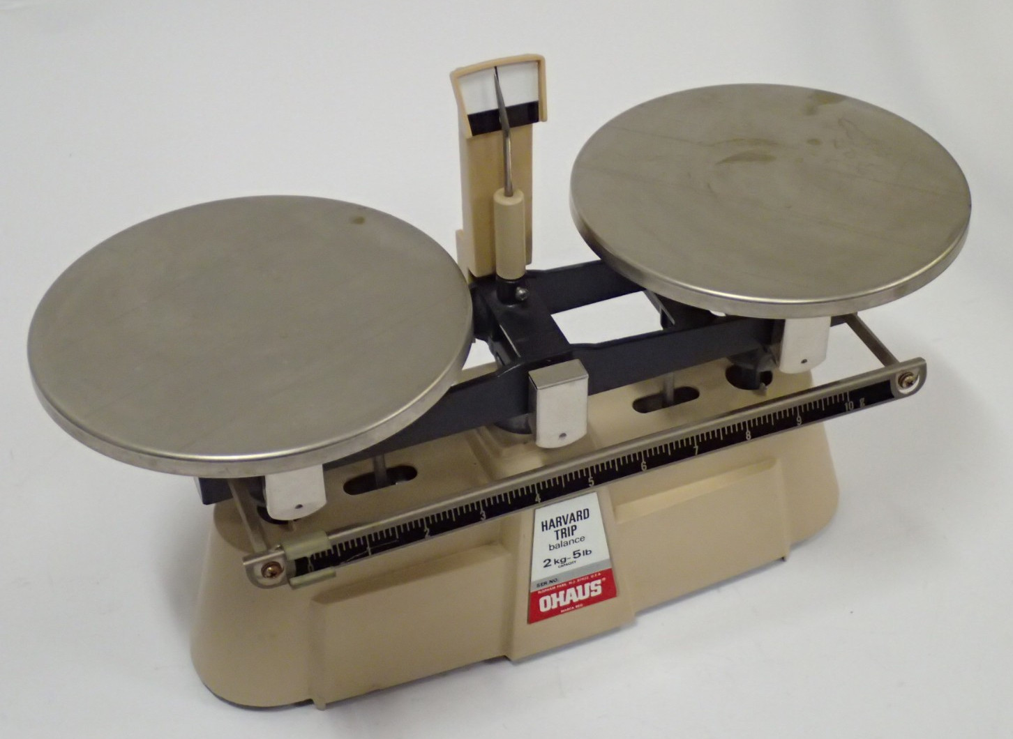 OHAUS 1312 HARVARD TRIP BALANCE 2kg-5lb CAPACITY 0-10g 6” PAN w/ ZERO ADJUST