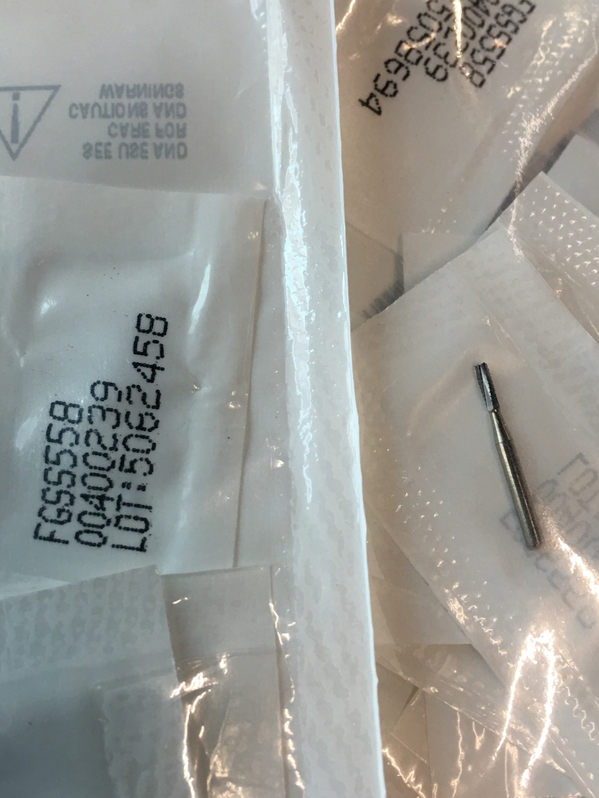 30 Operative Carbide Burs FGSS 558 Short Shank. Made in Canada Individually Pkg