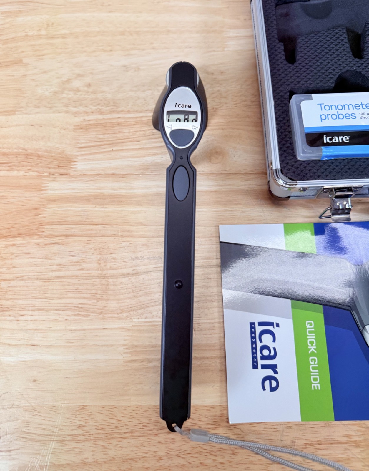 iCare TA01i Handheld Tonometer with Carrying Case – Great Condition!