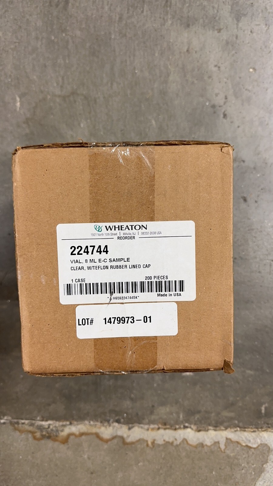 DWK Life Sciences (Wheaton) 224744 E-C Vial PTFE/RBR Cap Clear 8 mL, 200/cs